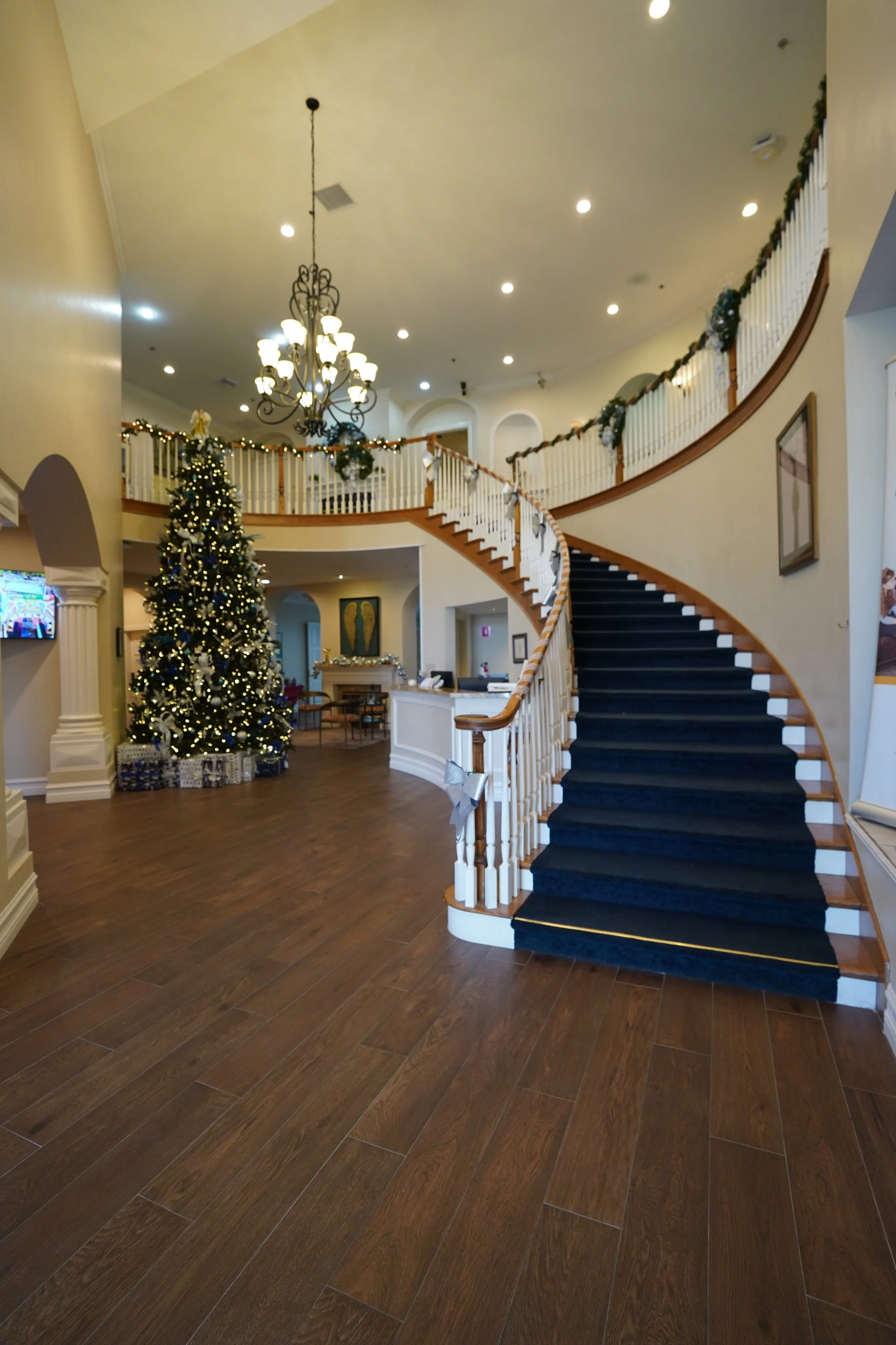 Chula Vista Lobby.JPG