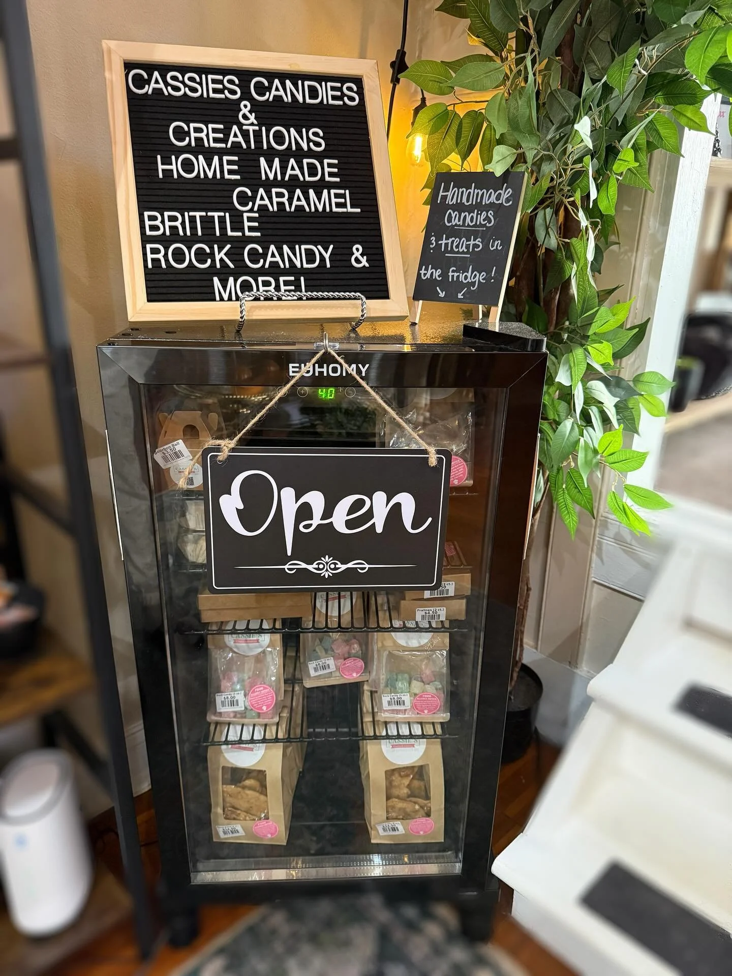 A delicious restock by @cassiescandiesandcreations