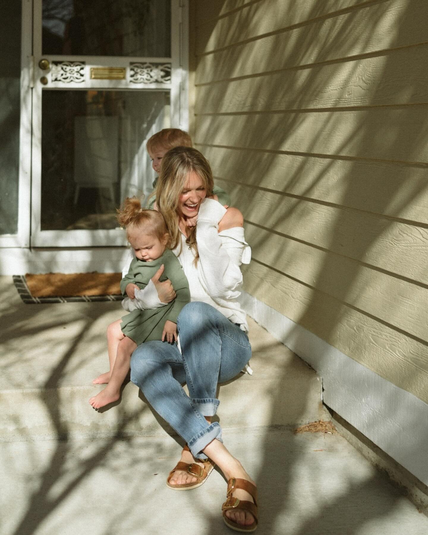 At home with the Lowe&rsquo;s. 🫧

Celebrating the everyday magic in the everyday moments is my favorite thing. Maybe it&rsquo;s being in my 30s, maybe it&rsquo;s the current chaos of raising littles, or maybe it&rsquo;s just craving simplicity more 