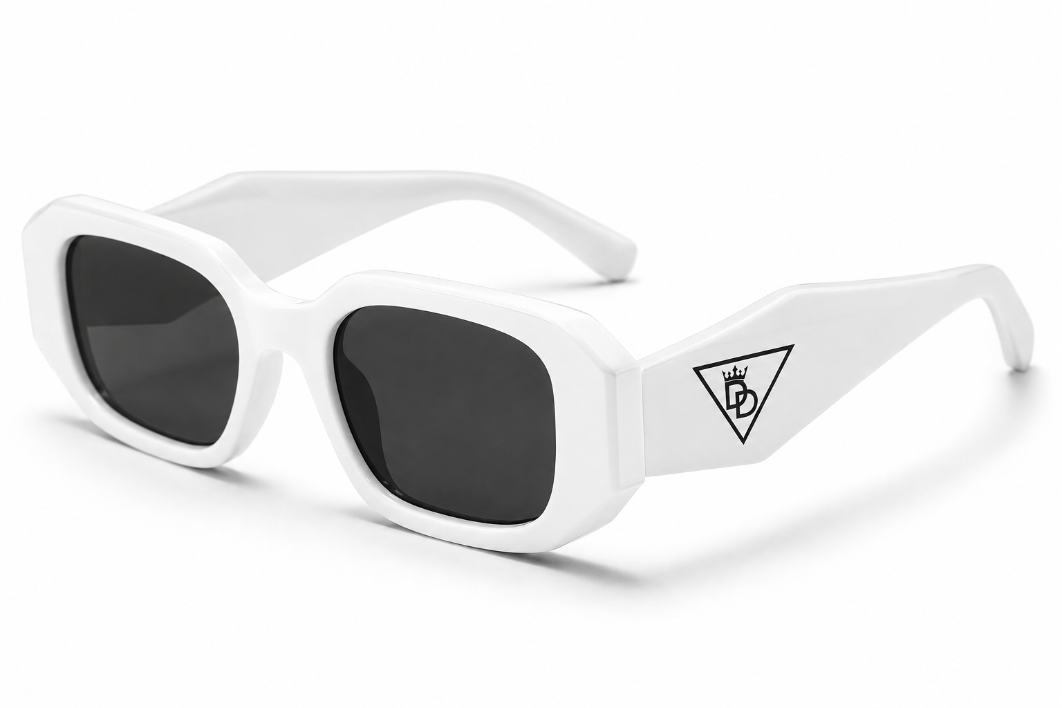 DD MONOGRAM GLASSES