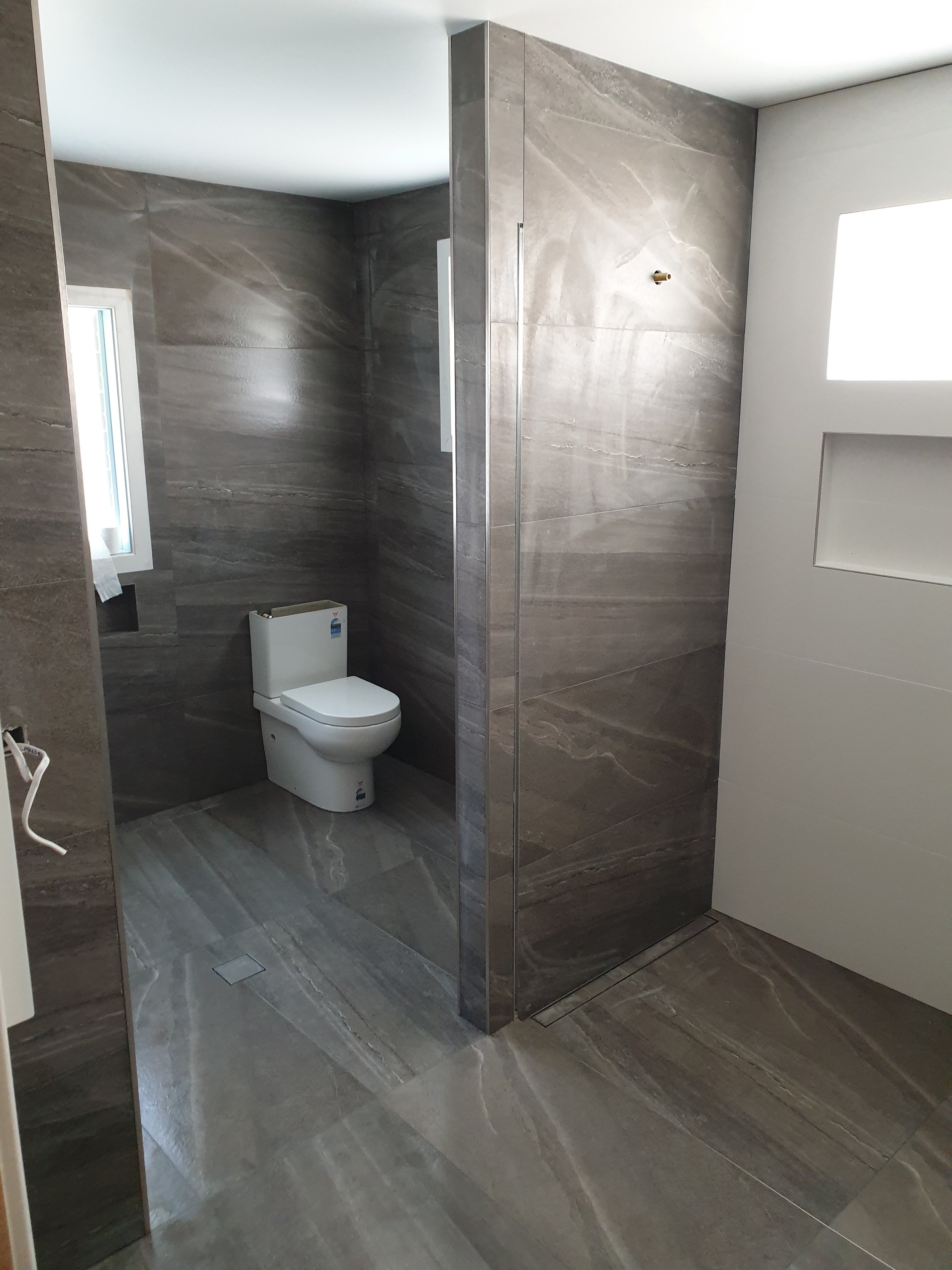 WYOMING CUSTOM BATHROOM