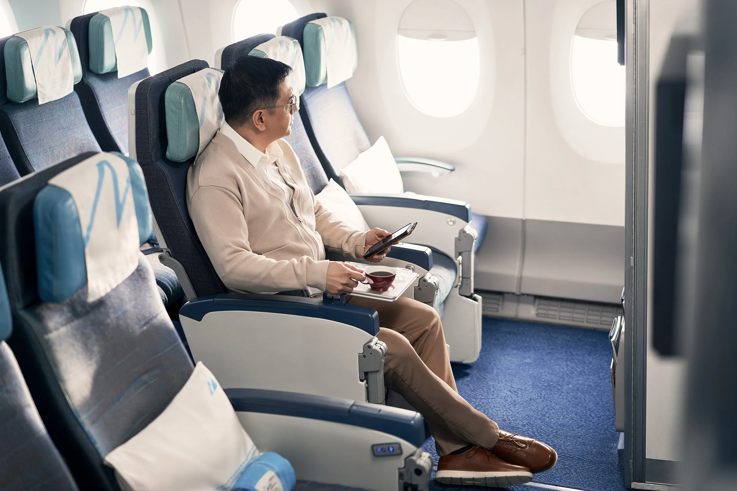 Low_Res_PAL_102025_ECY_Legroom_4580.jpg