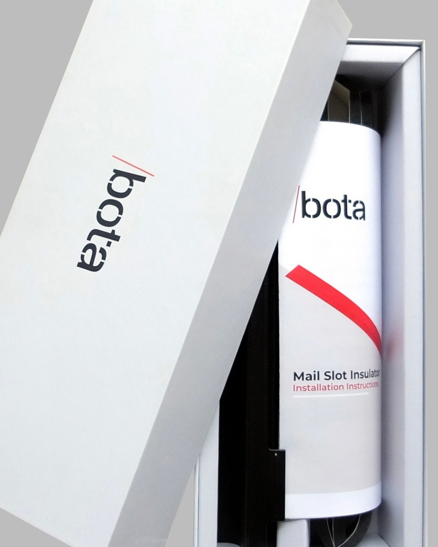 We make it easy!⁣
⁣
BOTA is designed for quick, frustration-free DIY installation. Our installation kit includes a step-by-step guide and everything you need to upgrade your mail slot in minutes. And if you ever need help, we&rsquo;re just a message 