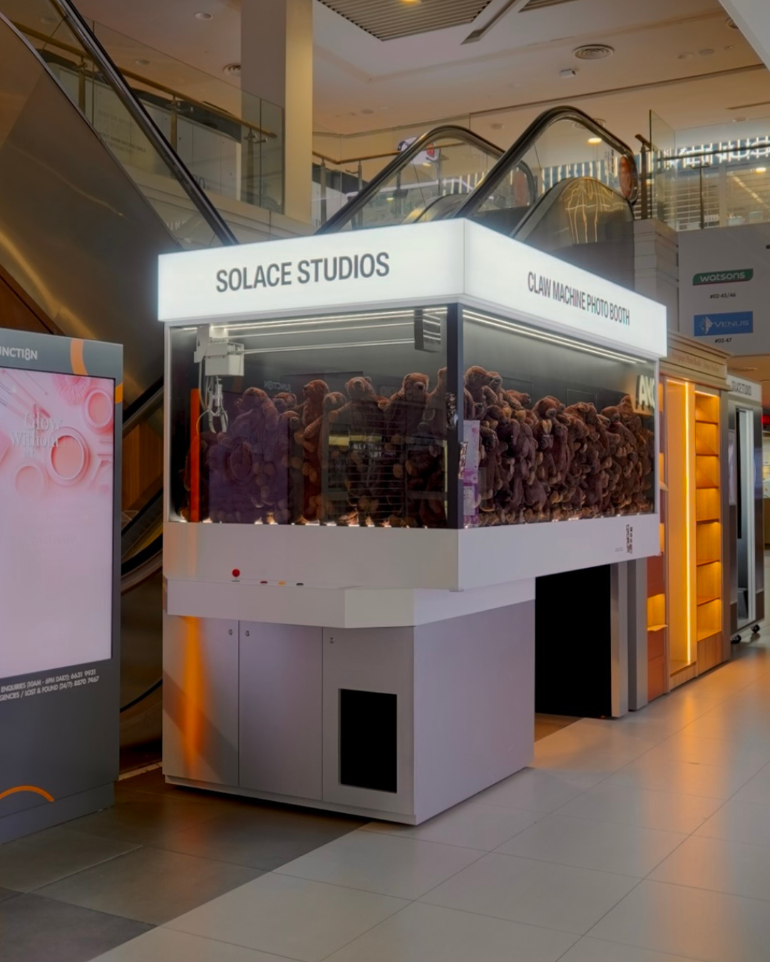 Solace Studios Junction 8 Pop-up Booth claw machine