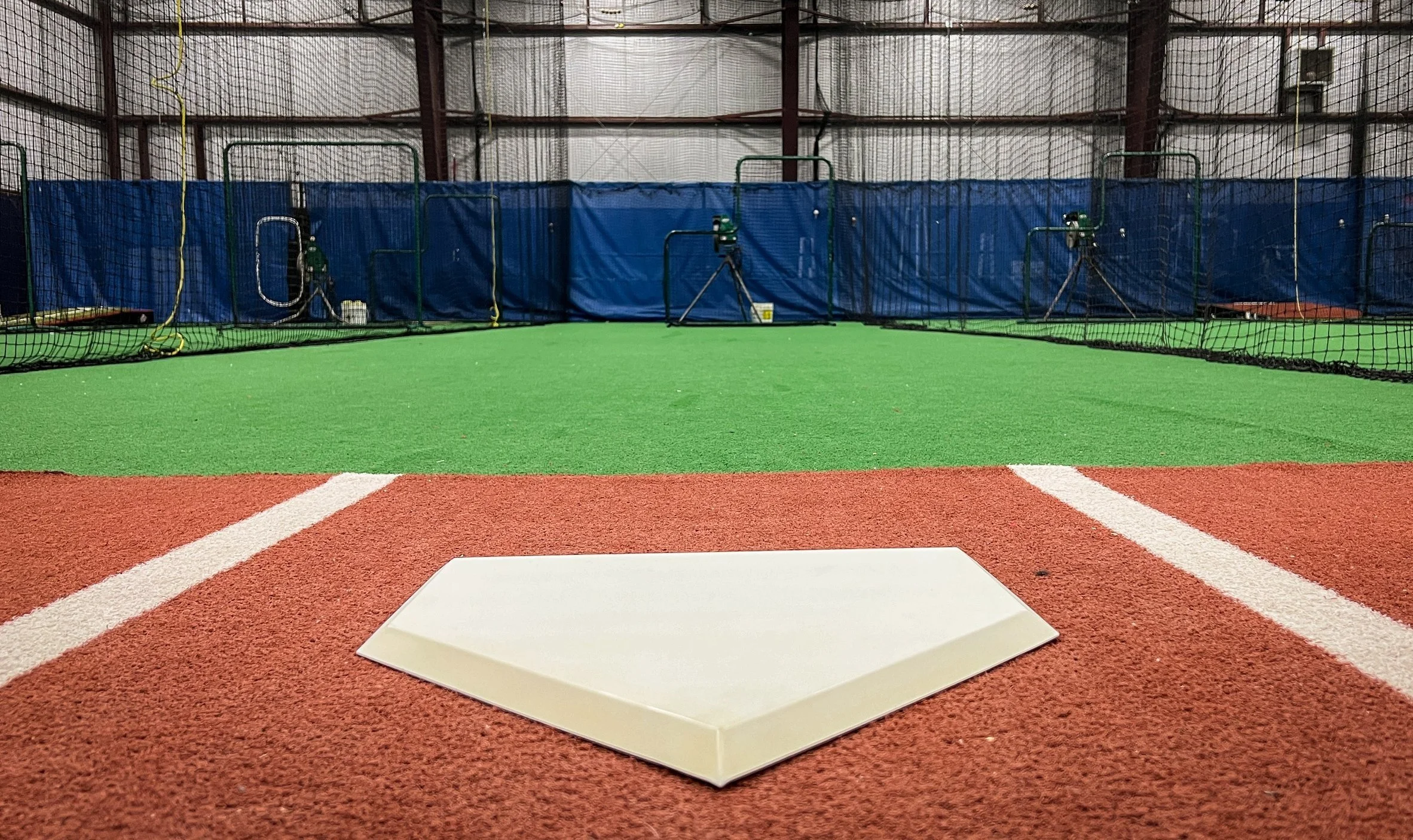 Large baseball and softball training tunnel