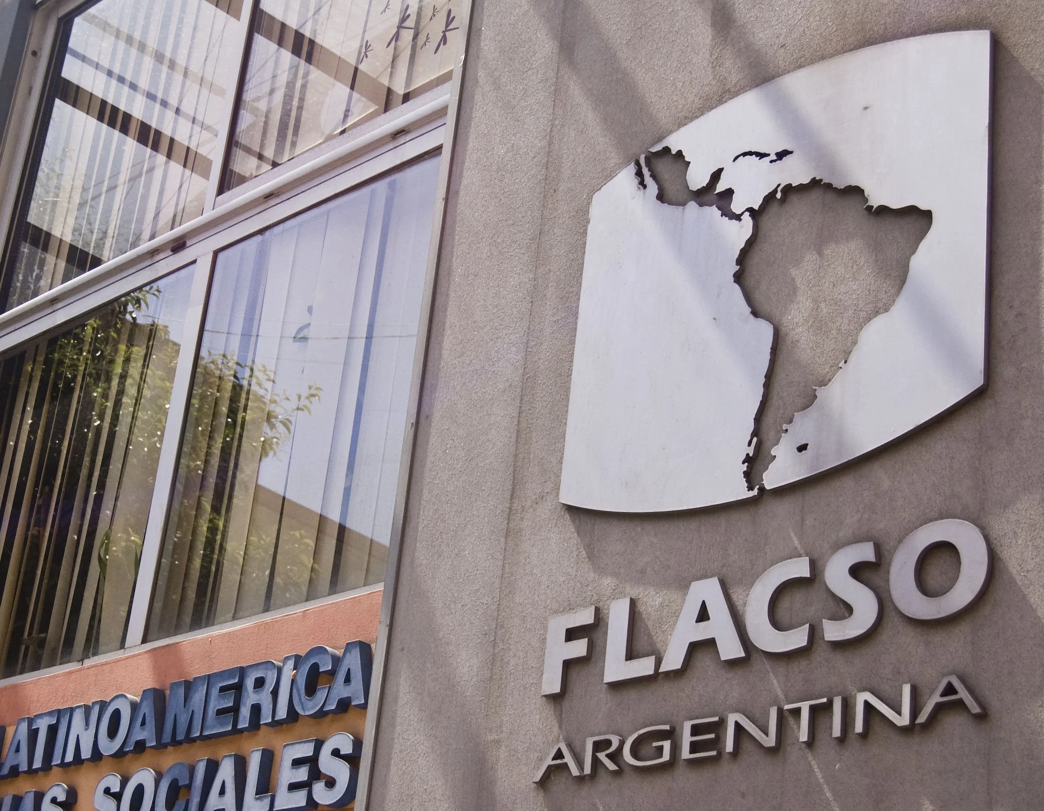 LAC-EU Network Hosts Two Public Roundtables at FLACSO Argentina
