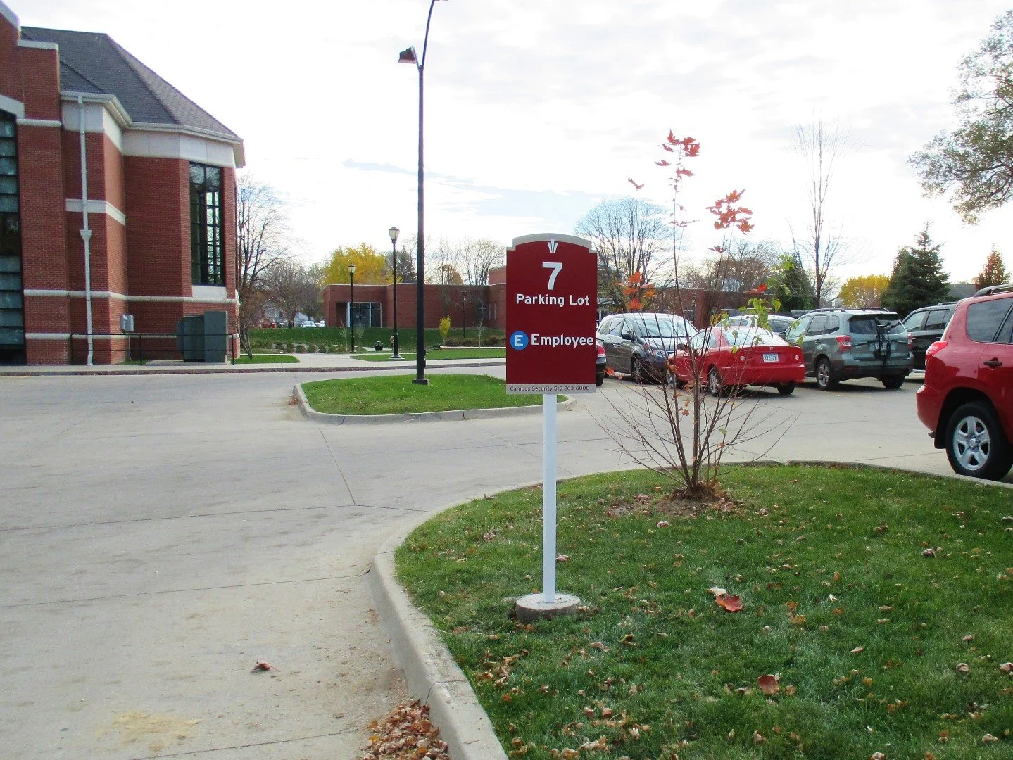 Grand View parking lot directional (Large).jpeg