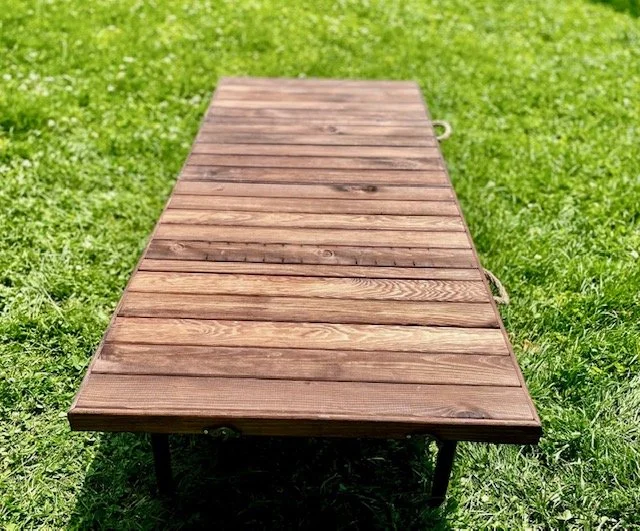 Picnic table.jpg