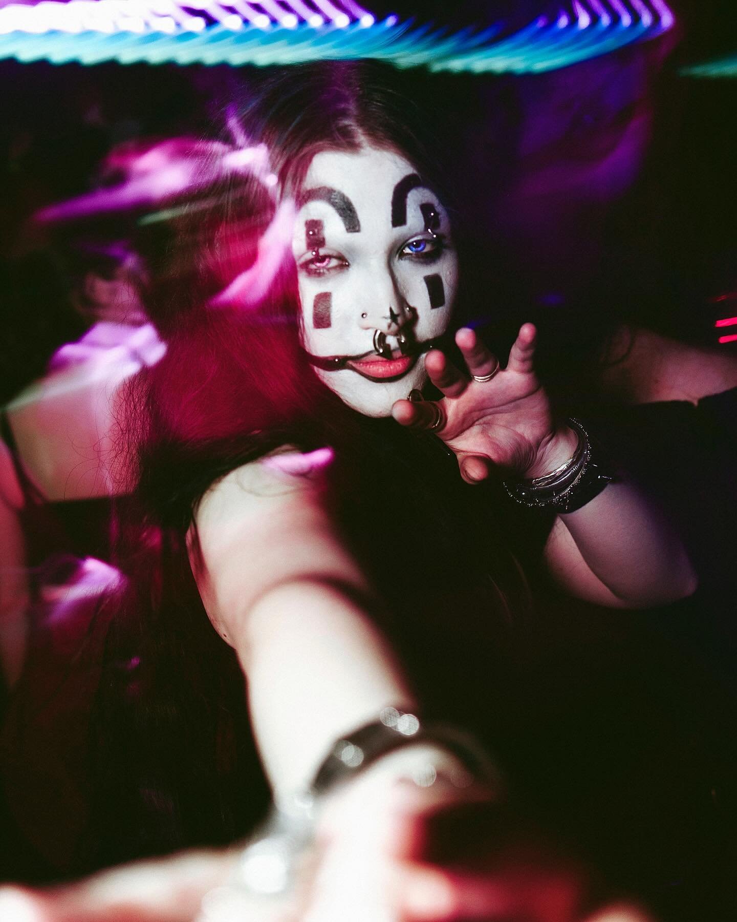 Some @xmortis_night for you guys! It was my birthday! Thank you to all who wished me a happy birthday even if screaming out the window of a moving car (yup). I felt loved! 🤍🤍🤍