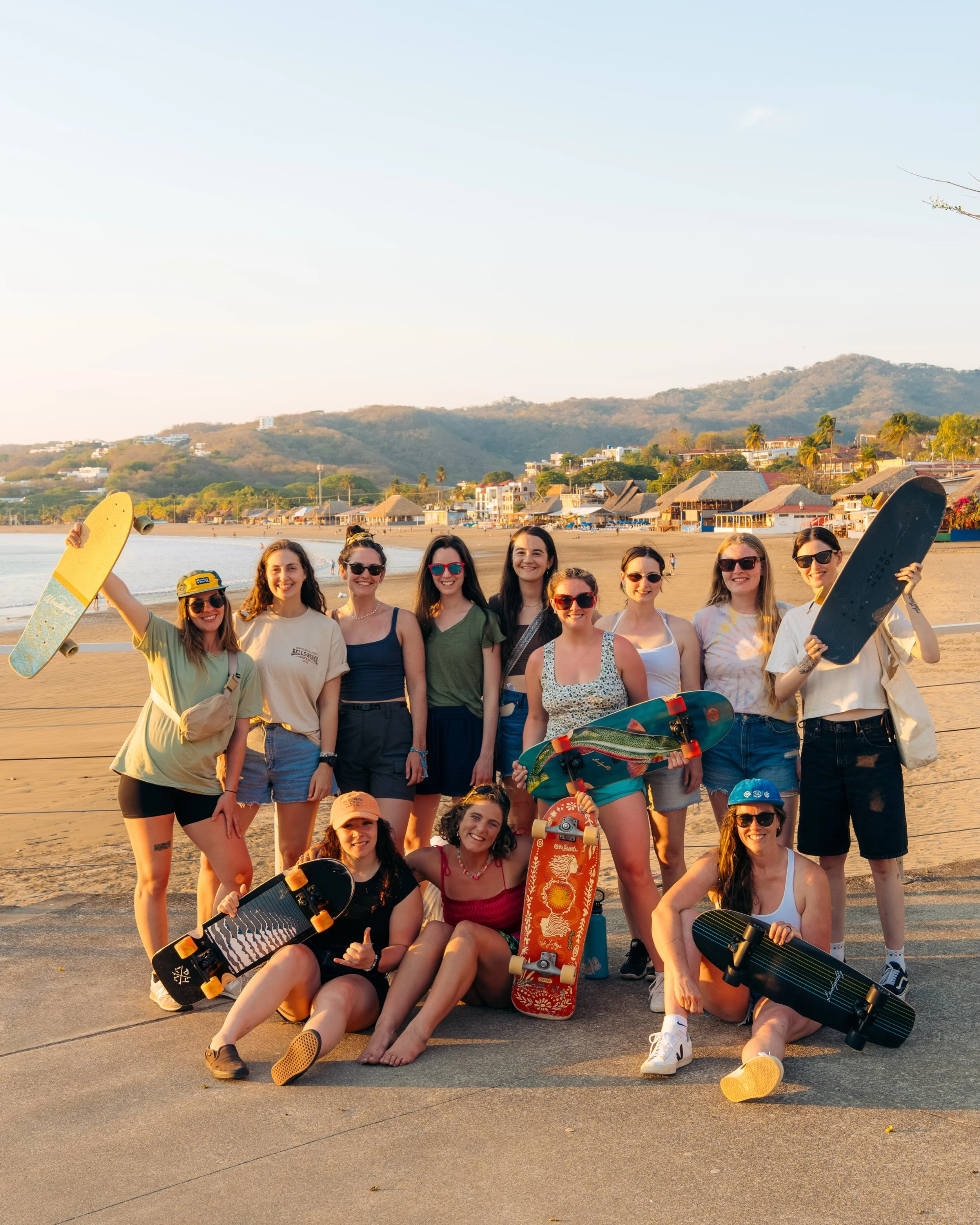 Skater girls x @landyachtz ❤️&zwj;🔥🛹

This is what Cedar is all about! Teaching girls to skate for the first time, bringing community together, and giving back to SJDS community. We&rsquo;re so grateful for Landyachtz helping us make it happen and 
