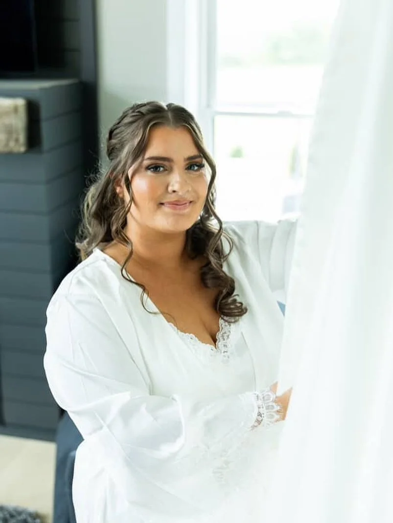 ✨👰 BRIDES, IT&rsquo;S YOUR TIME TO GLOW! 👰✨
 Your wedding day is all about feeling confident, radiant, and picture-perfect &mdash; and we&rsquo;re here to make sure your glow is unforgettable

💍 Why brides love our custom spray tans: ✔ Natural, st