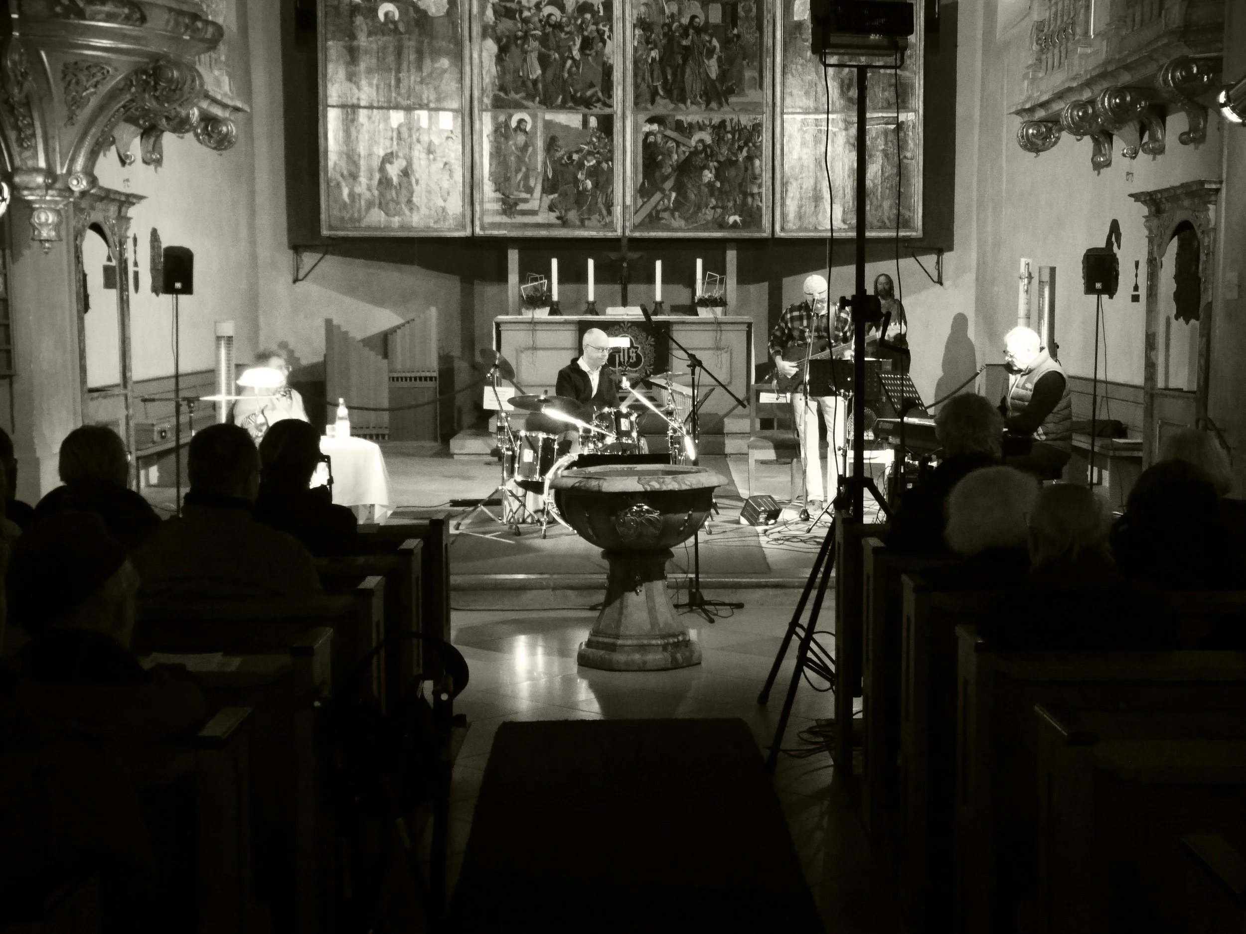 Das La Bohème Trio in der Stadtkirche Hersbruck mit dem Programm "Strange Fruit"