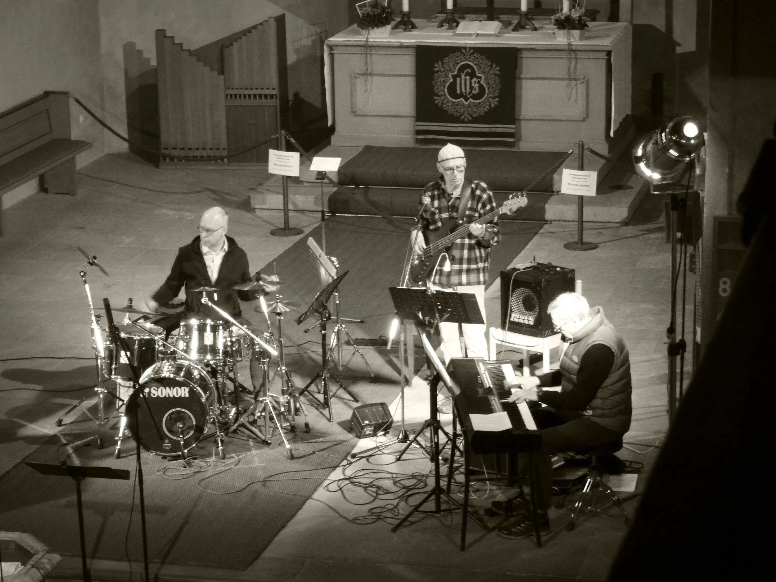 Das La Bohème Trio in der Stadtkirche Hersbruck mit dem Programm "Strange Fruit"
