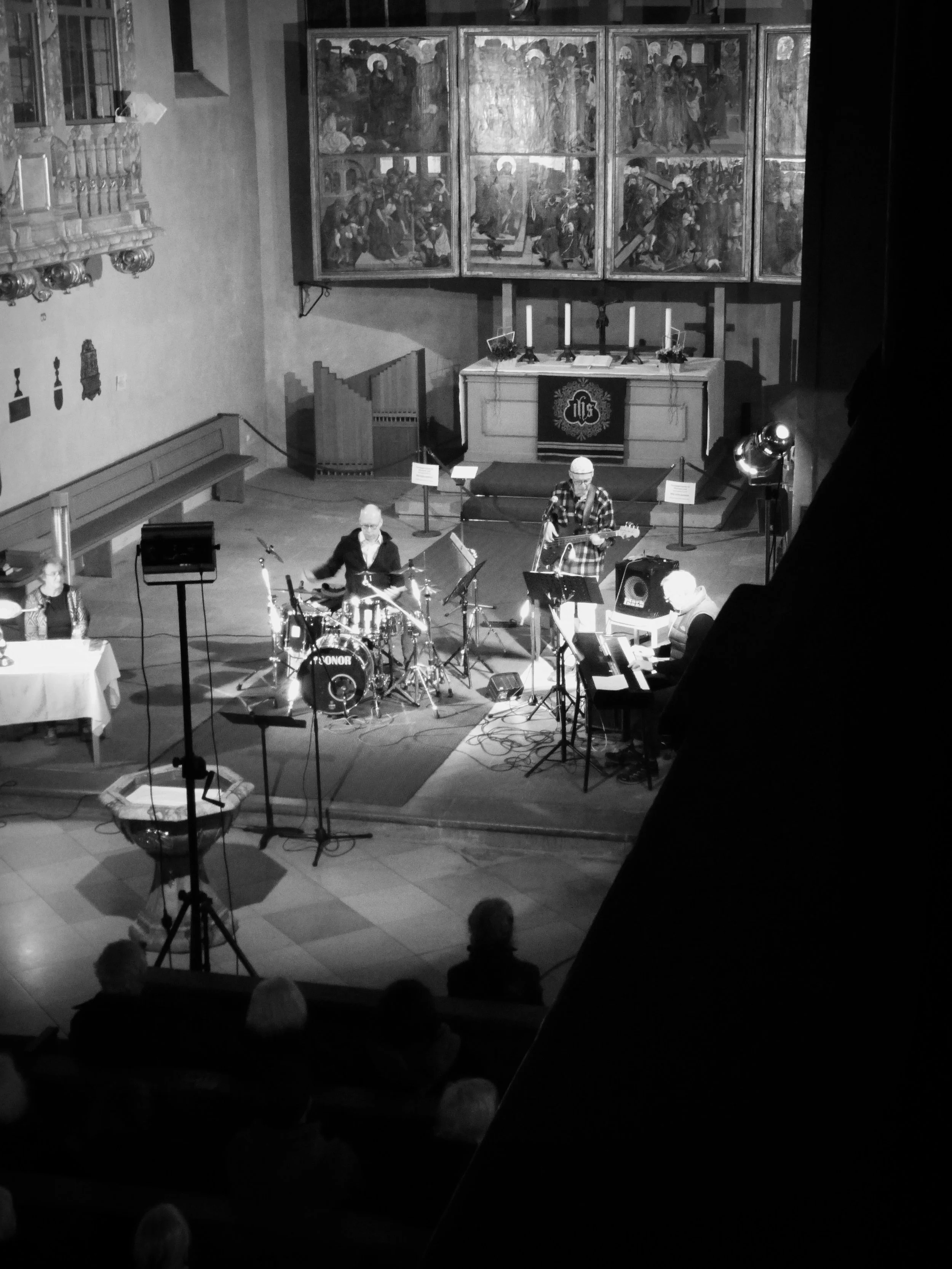 Das La Bohème Trio in der Stadtkirche Hersbruck mit dem Programm "Strange Fruit"