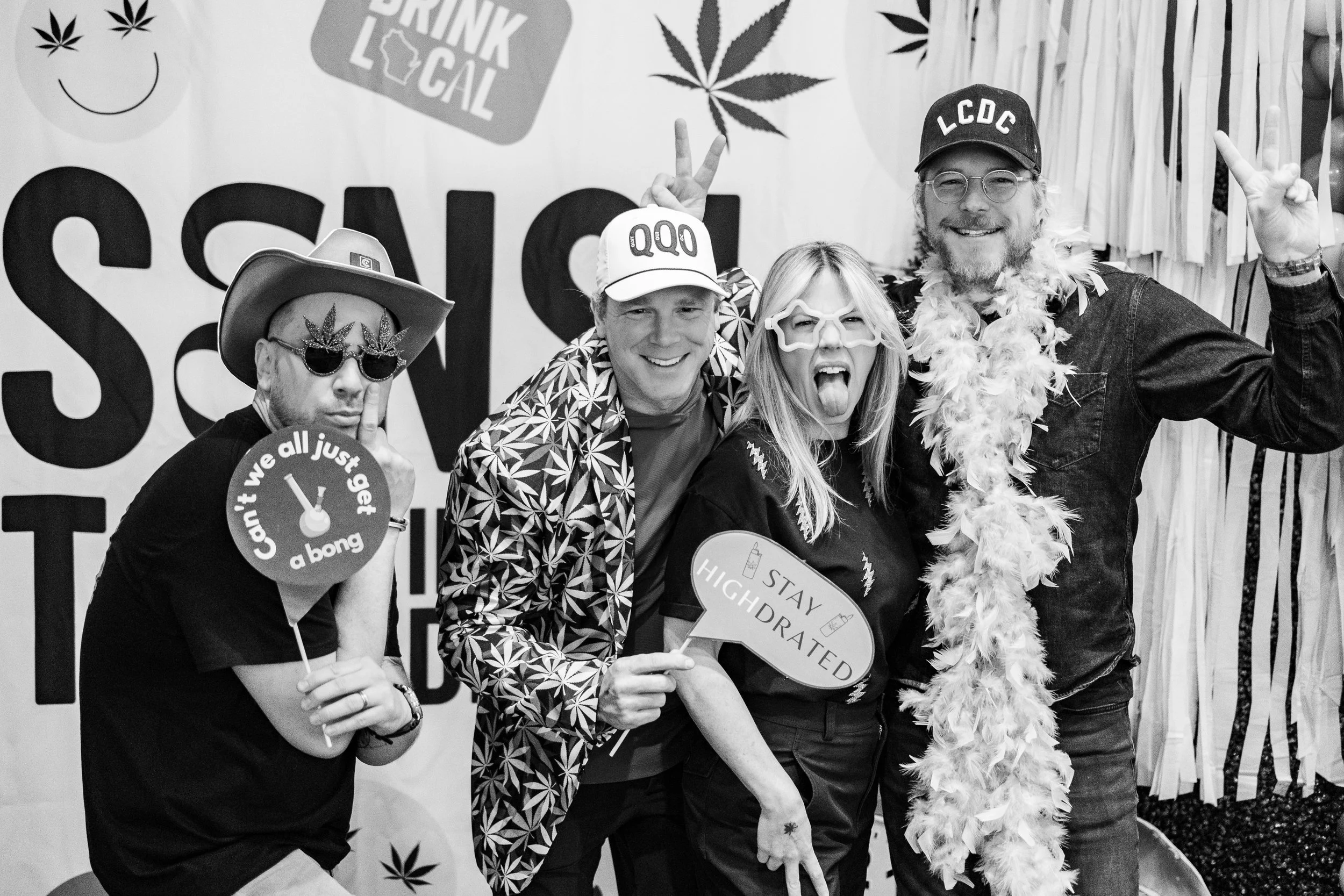 420FrontStreetPhotoBooth BW-3.jpg