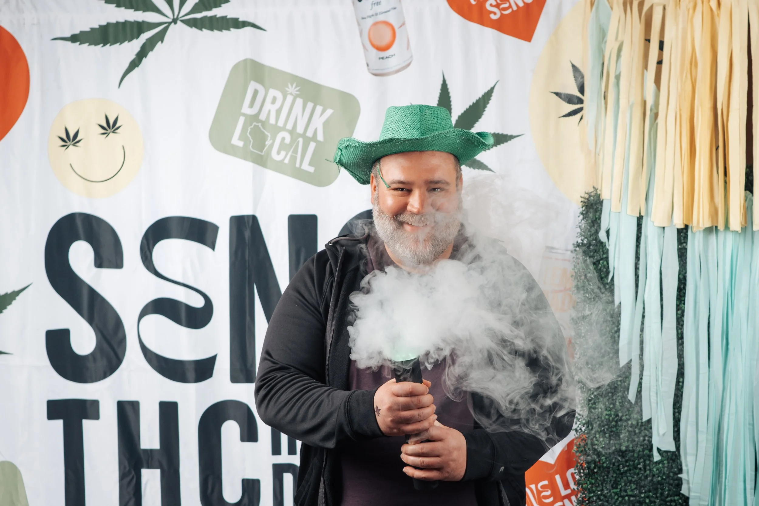 420FrontStreetPhotoBooth-23.jpg