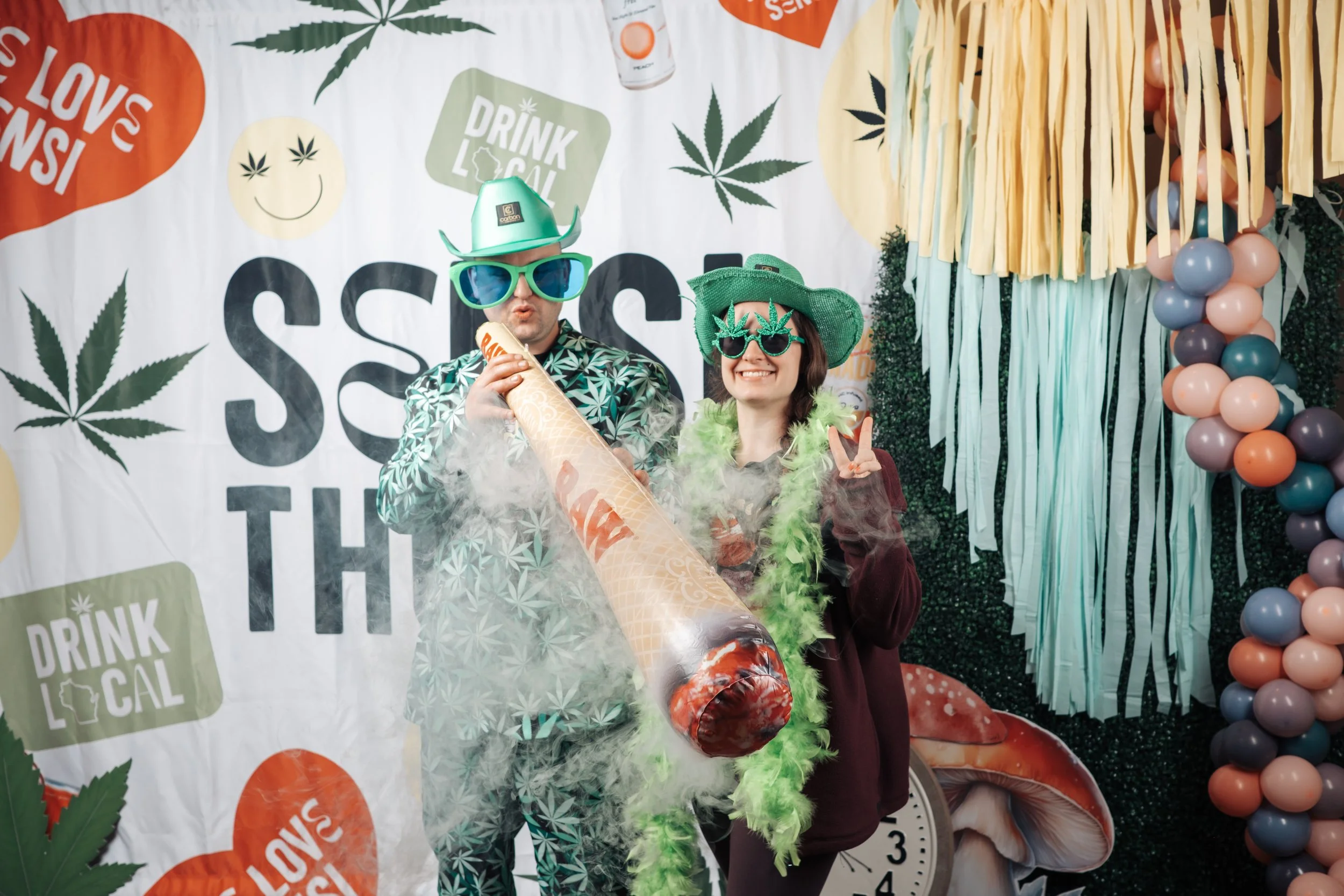 420FrontStreetPhotoBooth-33.jpg