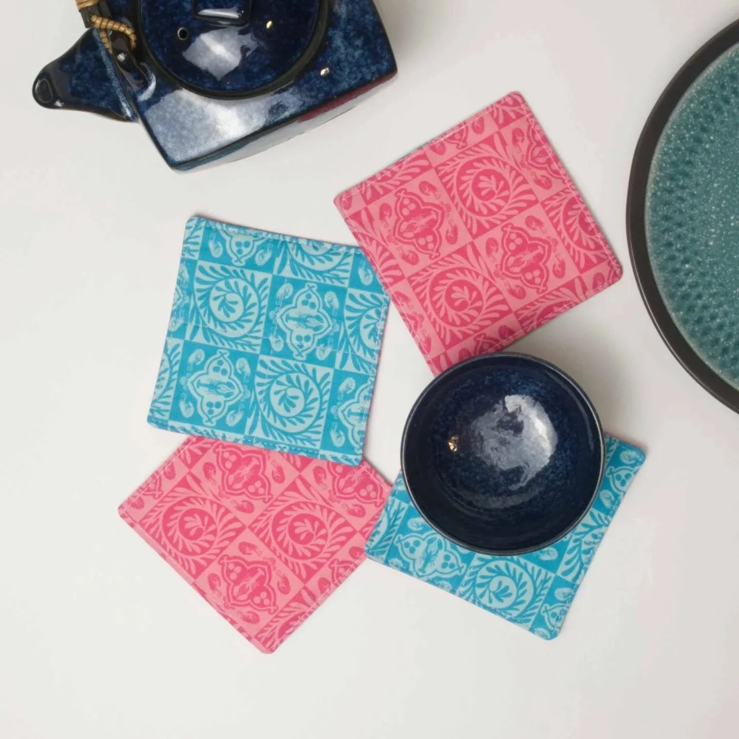 Keeping with the aquatic theme, we have double-sided crustacean coasters! Find these at our markets this weekend and in our online shop. 

Wheelie Pop Brewing
Saturday, Dec. 13th
1 - 6pm

Flair Taco
Sunday, Dec. 14th
Noon - 5pm

#shopsmall #quilterso