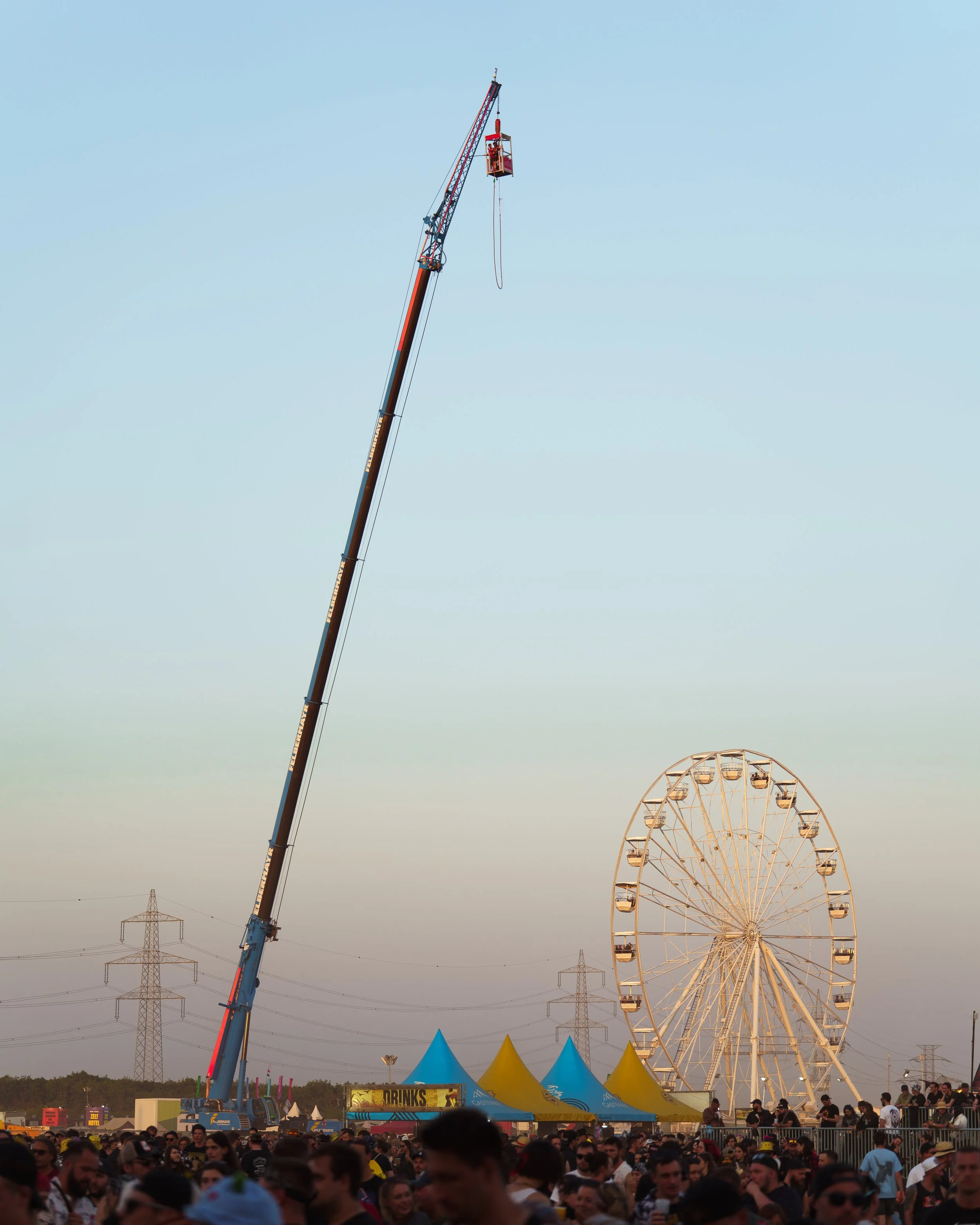 Crowd NR (100).jpg