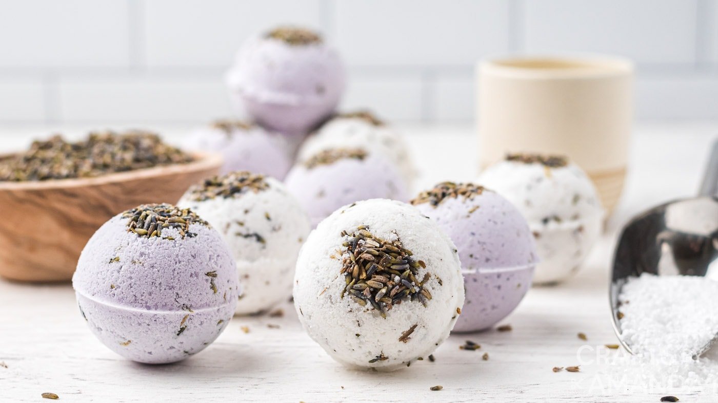 C_F_BATHBOMB_LAVENDAR.jpg