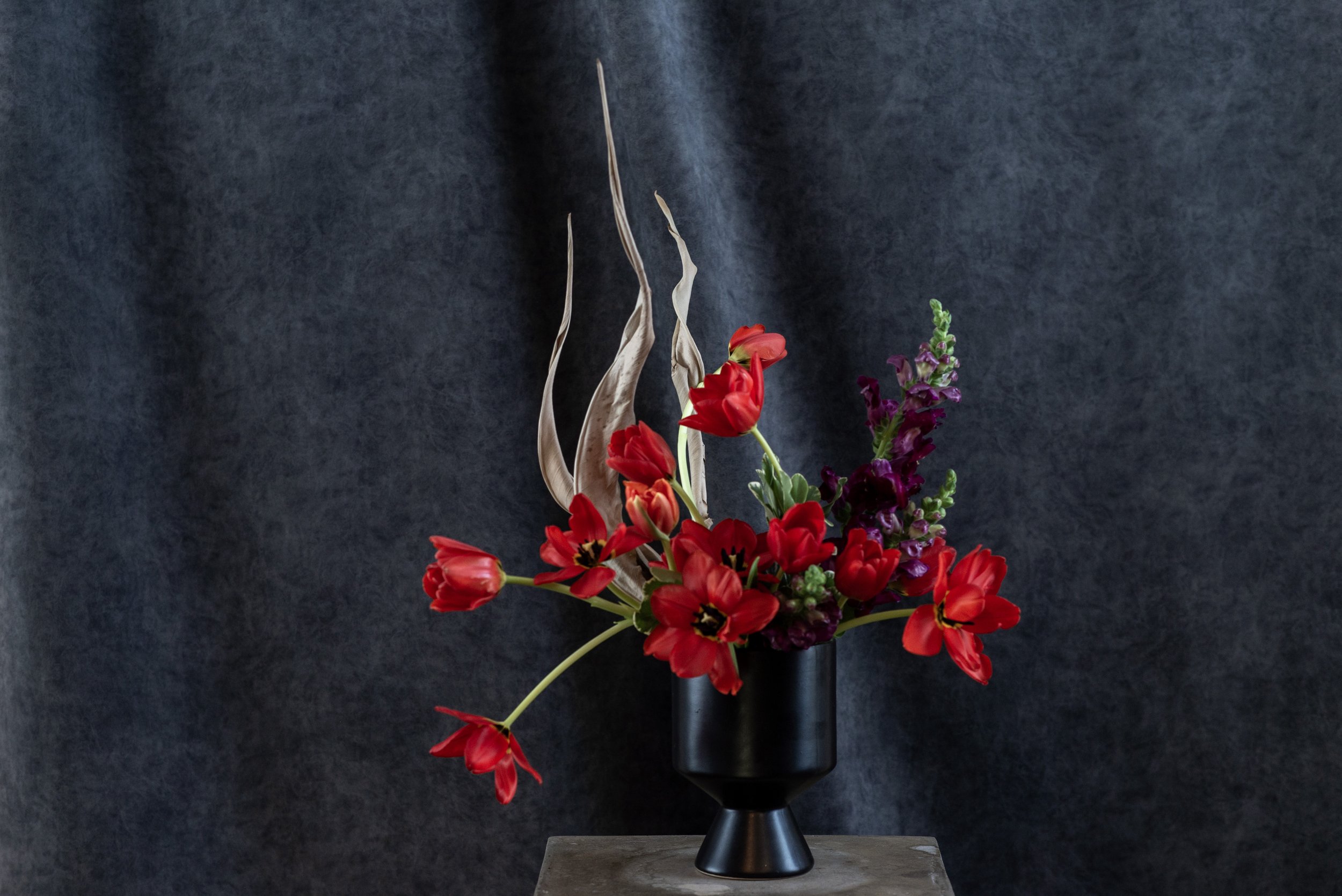 Blooms in the Board Room:Elevating Corporate Spaces with Floral Excellence