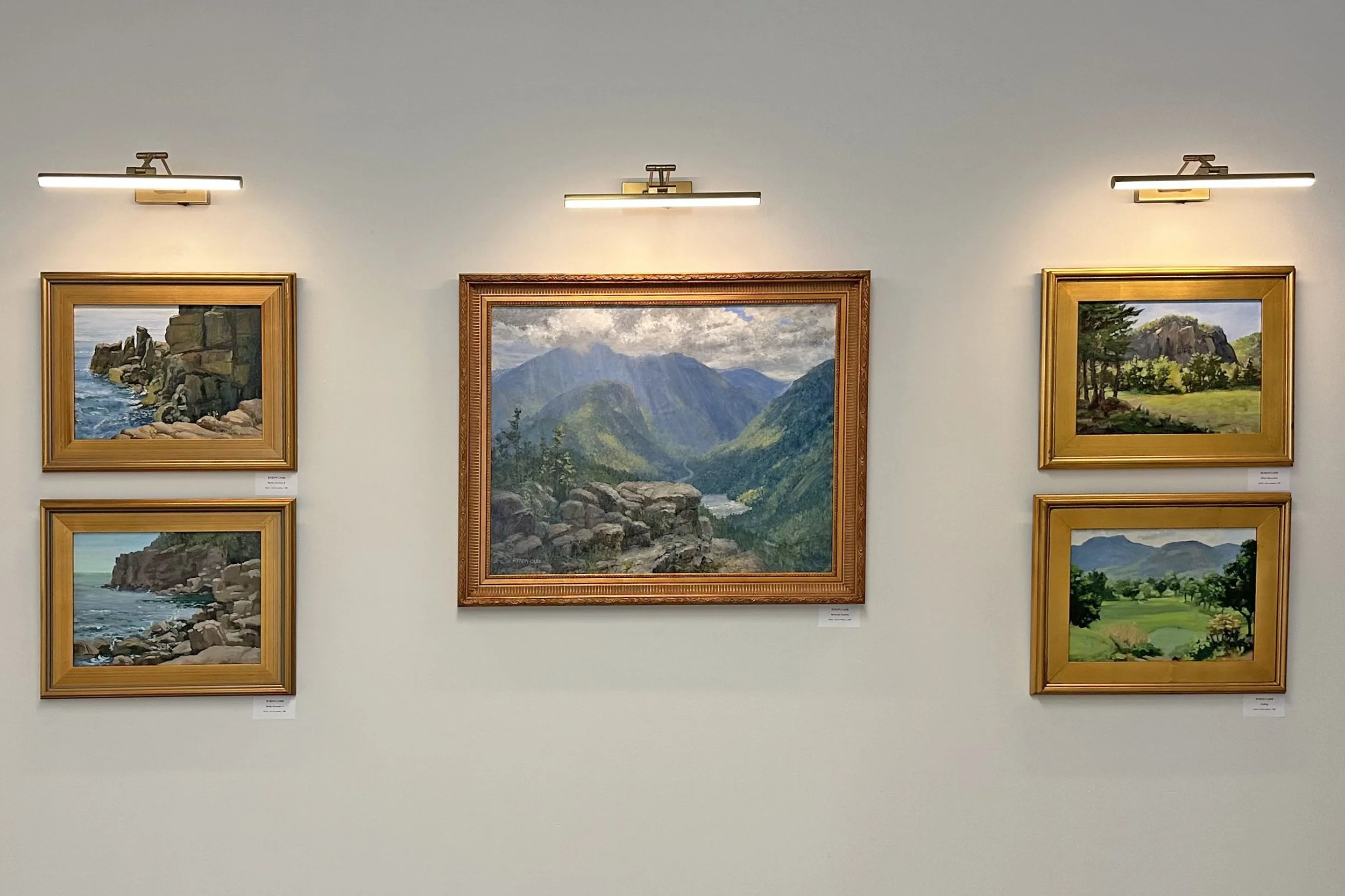 Glimpse Gallery Byron Carr.jpg