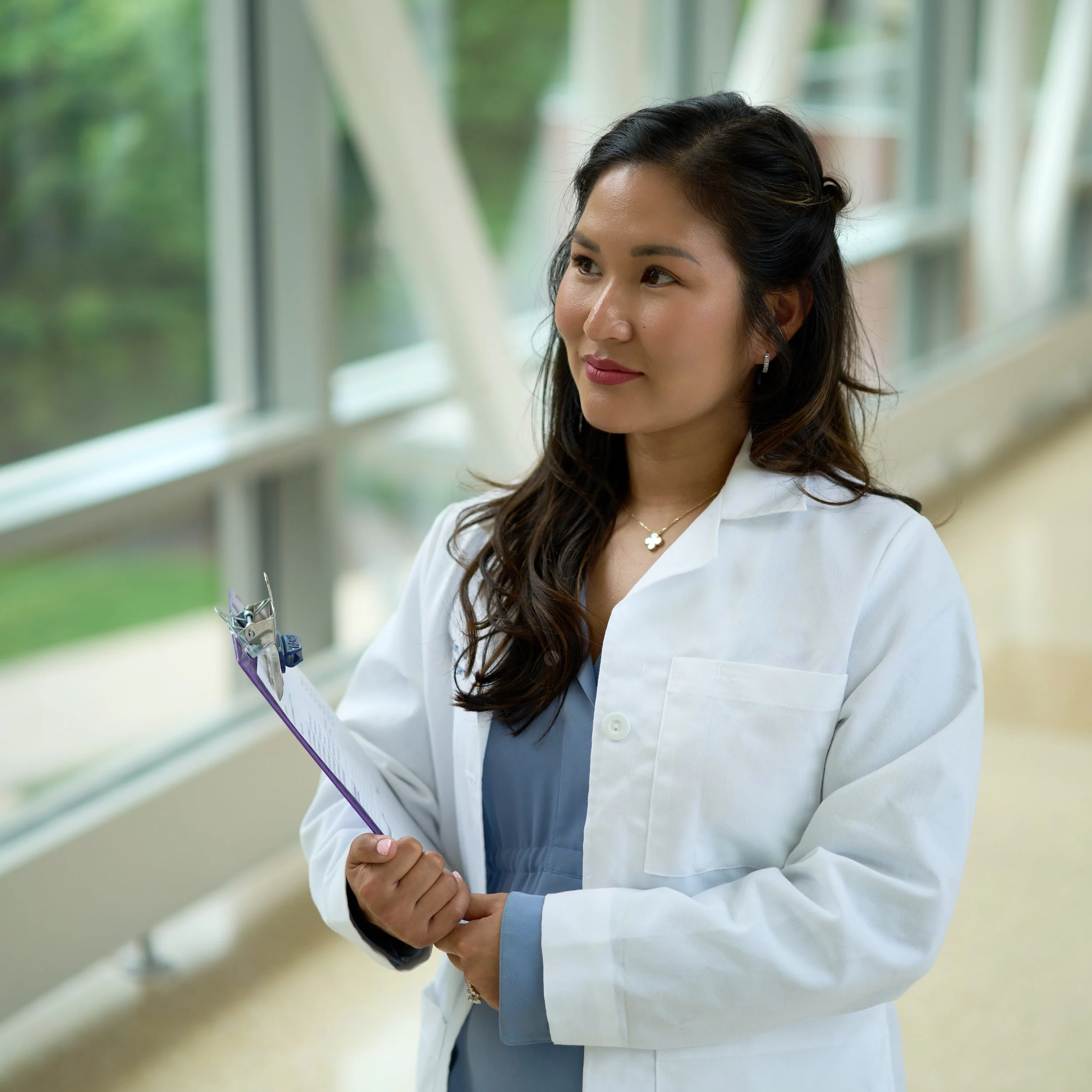 Caring for patients in and out of the operating room is a privilege that I do not take lightly! Thank you to all my patients who have entrusted me with their care. #roboticsurgery #bariatricsurgery #weightlosssurgery #ilooklikeasurgeon