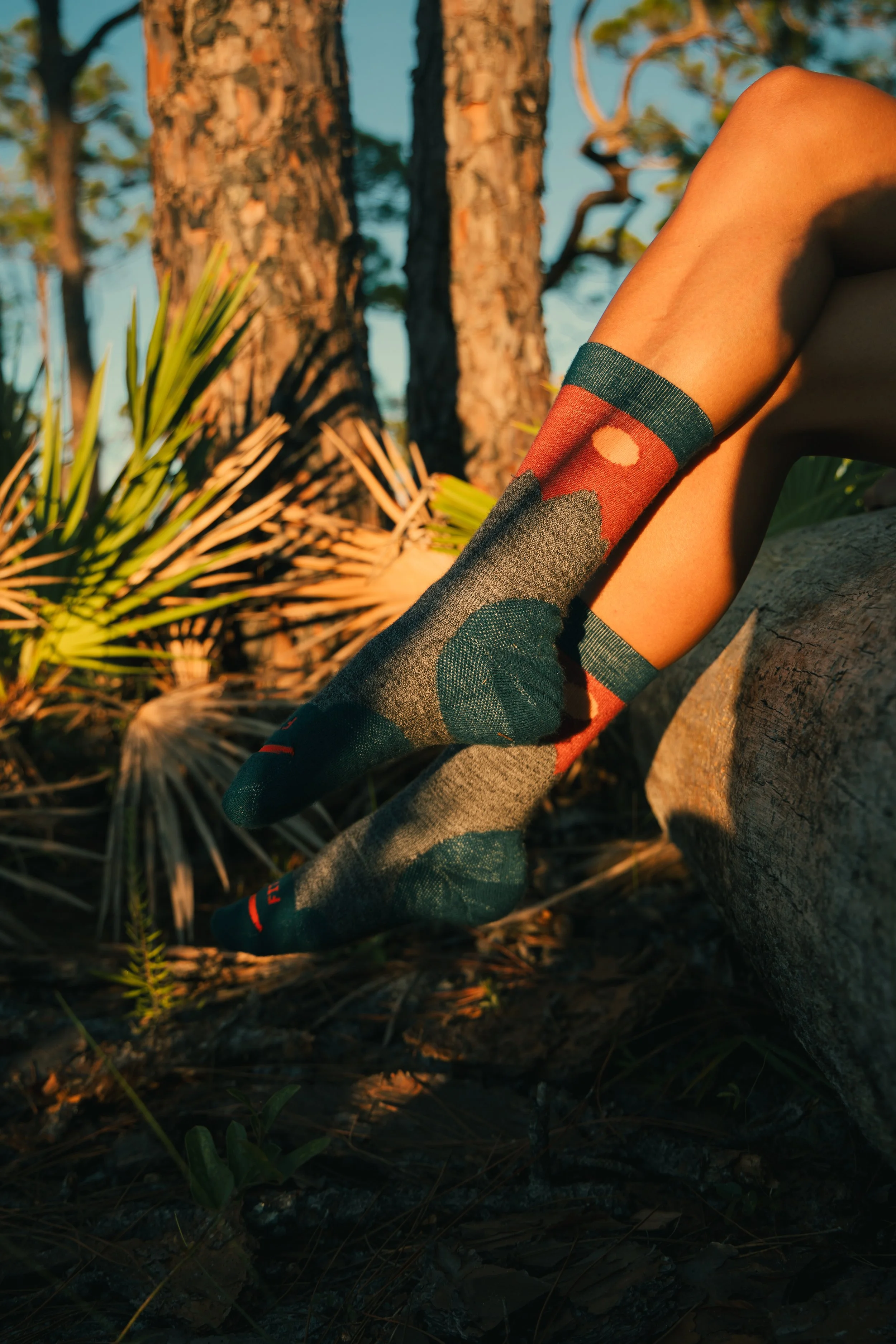 ROAM_Outdoor_Sock_Brand (31).jpg