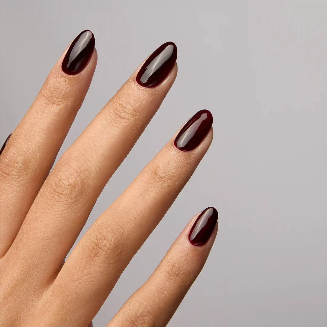 Painted nails feature in Sitchu publication