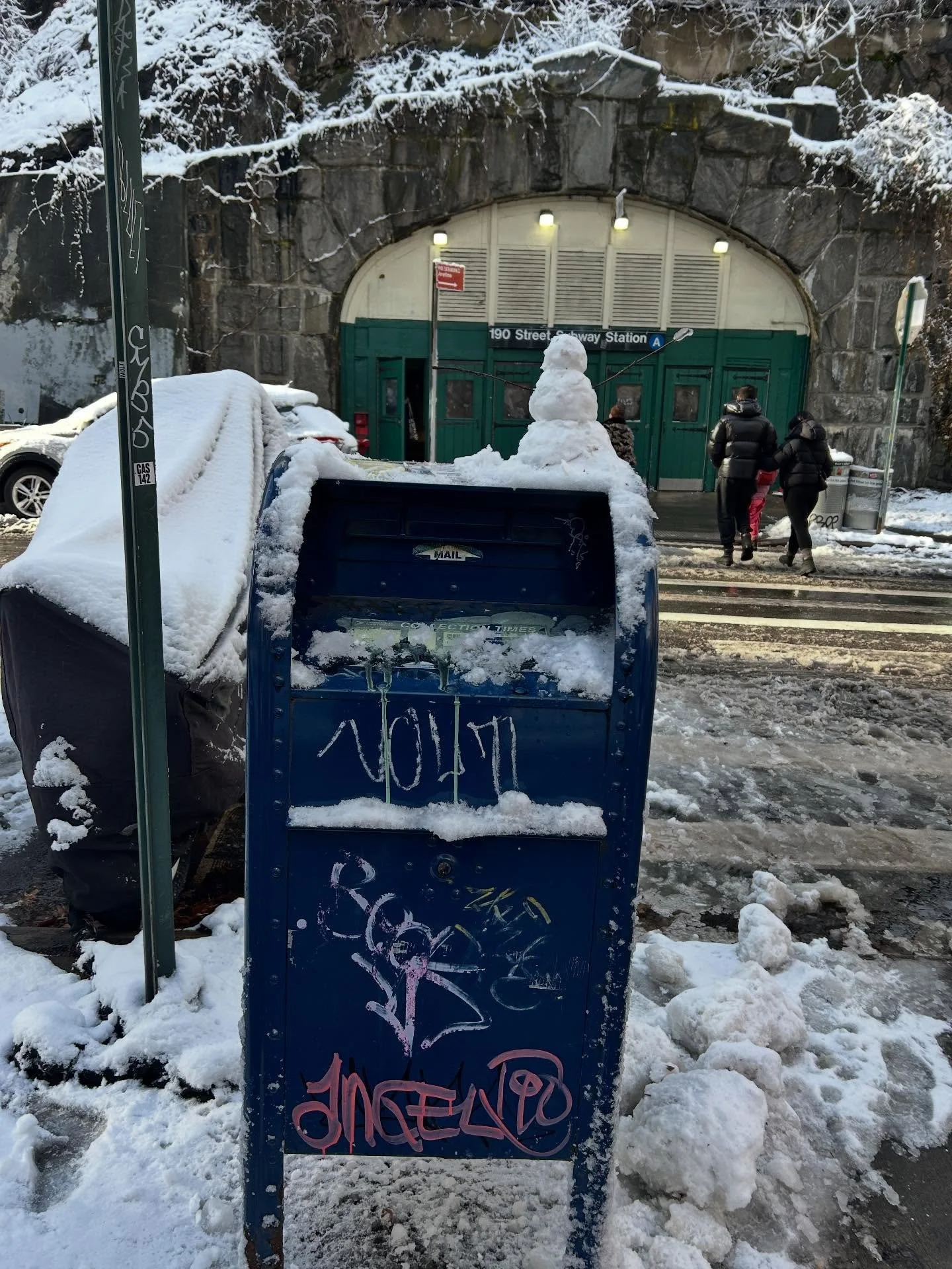Hudson Heights neighborhood snowmen. Which is your favorite? 

1. USPS miniature 
2. Sledding hill carrot nose 
3. Cloisters spindle arms 
4. Four tier faceless