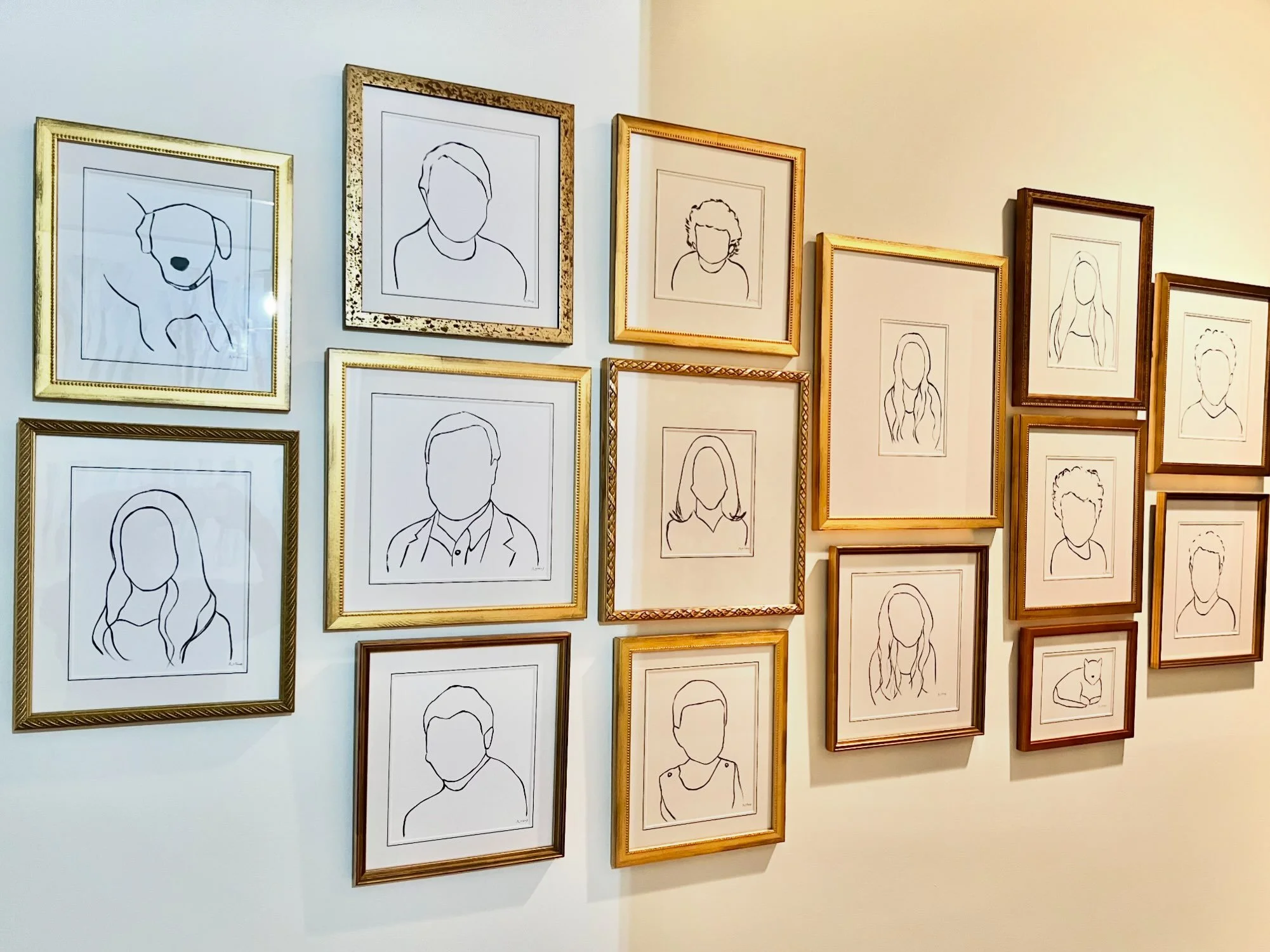 commissions of a wall full of family🖤!