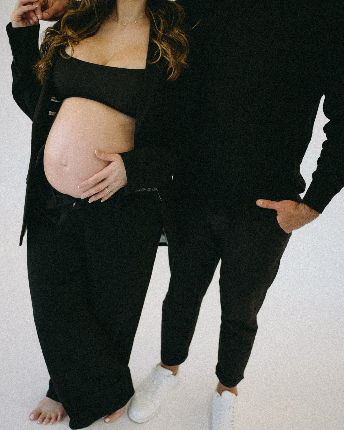 Mom + Dad ❤️

#miamiphotographer #floridaphotographer #floridaweddingphotographer #miamimaternityphotographer #maternityphotoshoot