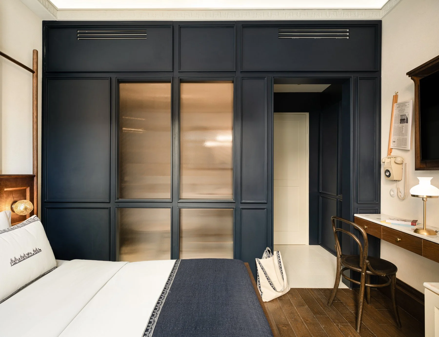 Ermou Rooms-10 (1).jpg