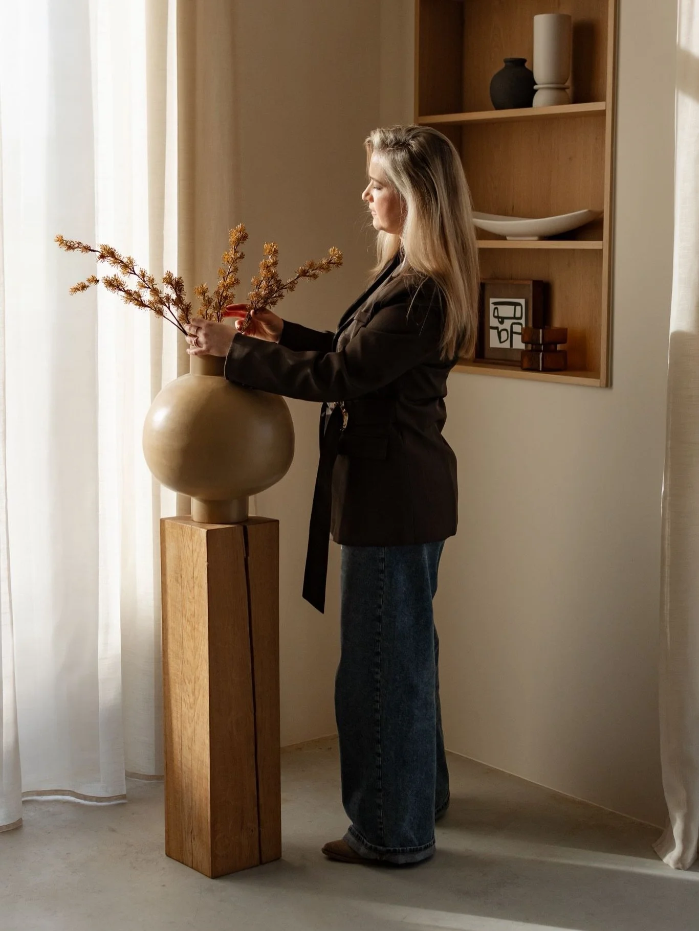 &ldquo;De studio heeft ruim voldoende daglicht door de brede raampartijen en is zeker een aanrader. Al moet je er een stuk voor rijden&hellip;&rdquo; 

Thanks voor de fijne review @lavanil.official.

#daglichtstudio #shootlocatie #brandingfotograaf