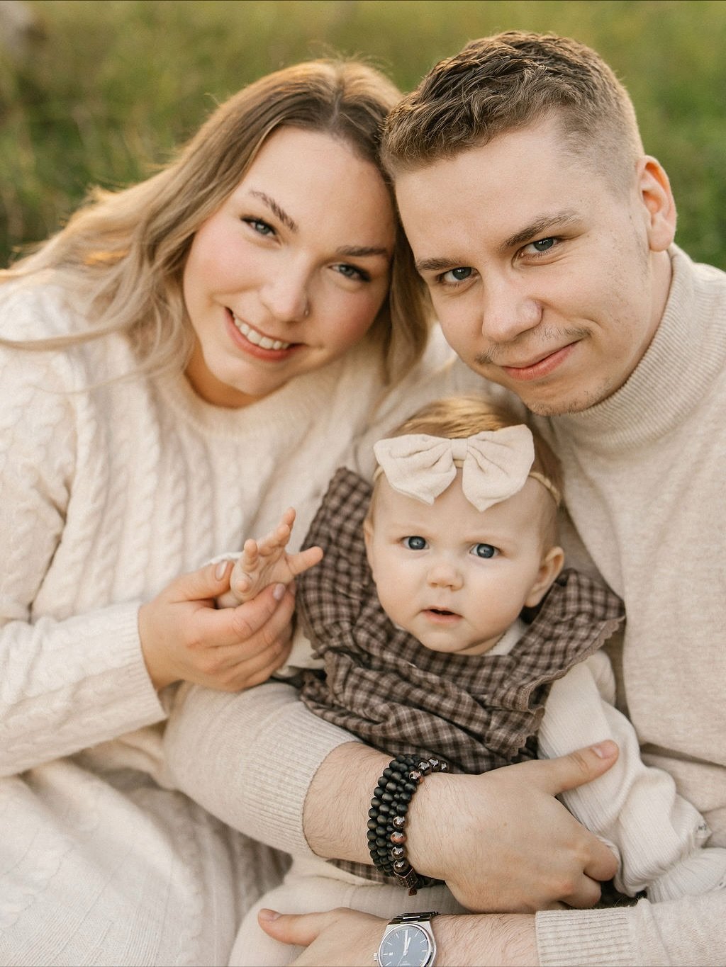 Hei kuka muistaa viel&auml; n&auml;&auml; aurinkoiset syysp&auml;iv&auml;t?? 🍂
🙋🏽&zwj;♀️
Ihan jo ensi vuotta ajatellen syksy on aivan ihana aika milj&ouml;&ouml;kuvaukselle, usein saadaan todella l&auml;mpimi&auml; p&auml;ivi&auml; ja aurinko lask