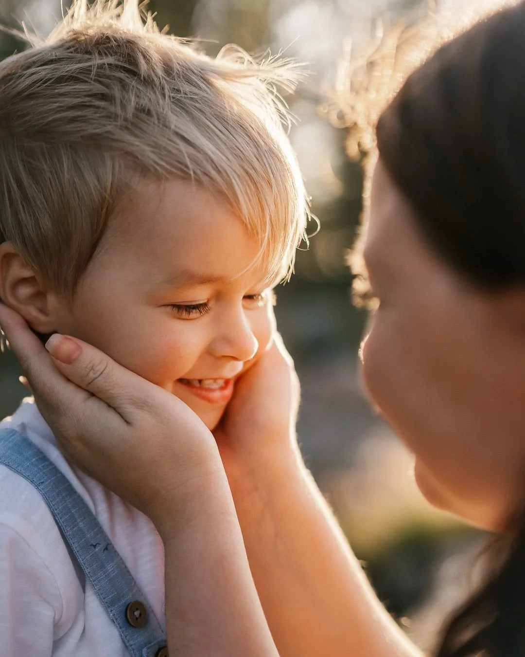 En&auml;&auml; ihan hetki kun p&auml;&auml;st&auml;&auml;n yhdess&auml; sukeltamaan kes&auml;iltaan ja tallettamaan albumin t&auml;ydelt&auml; iiiihania muistoja teille t&auml;st&auml; hetkest&auml; el&auml;m&auml;&auml;🫶🏼❤️

20 ihanaa ruutua kes&a