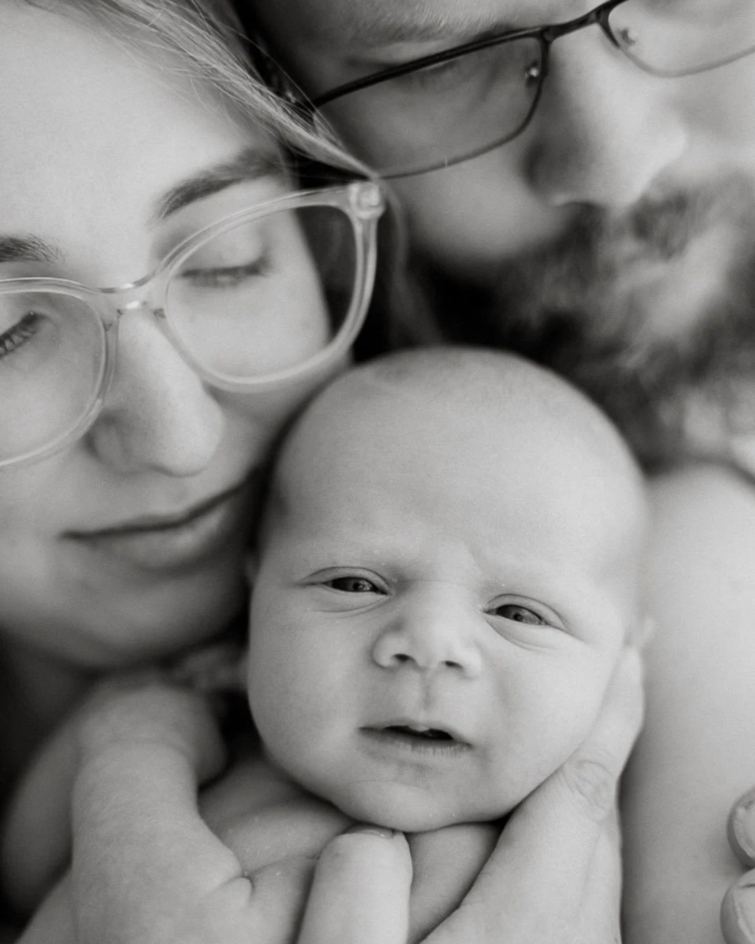 Pieni fiilistely heid&auml;n galleriastaan🥰❤️

Ihanaa ja toivottavasti aurinkoista elokuun vikaa viikkoa!❤️

#newbornkuvaus #newbornkuvausturku #newbornkuvausuusikaupunki #newbornkuvaaja #perhekuvaus