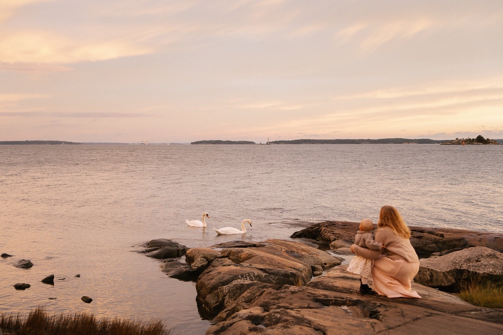 A moment like a painting🤎

#perhekuvaus #perhekuvausturku #perhekuvausuusikaupunki #perhekuvausmilj&ouml;&ouml;ss&auml; #valokuvaajakatariinasairanen 

Perhekuvaus milj&ouml;&ouml;ss&auml;, perhekuvaus Ruissalossa, Perhekuvaus Turussa