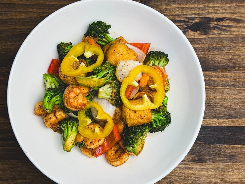 Shrimp and broccoli and plated