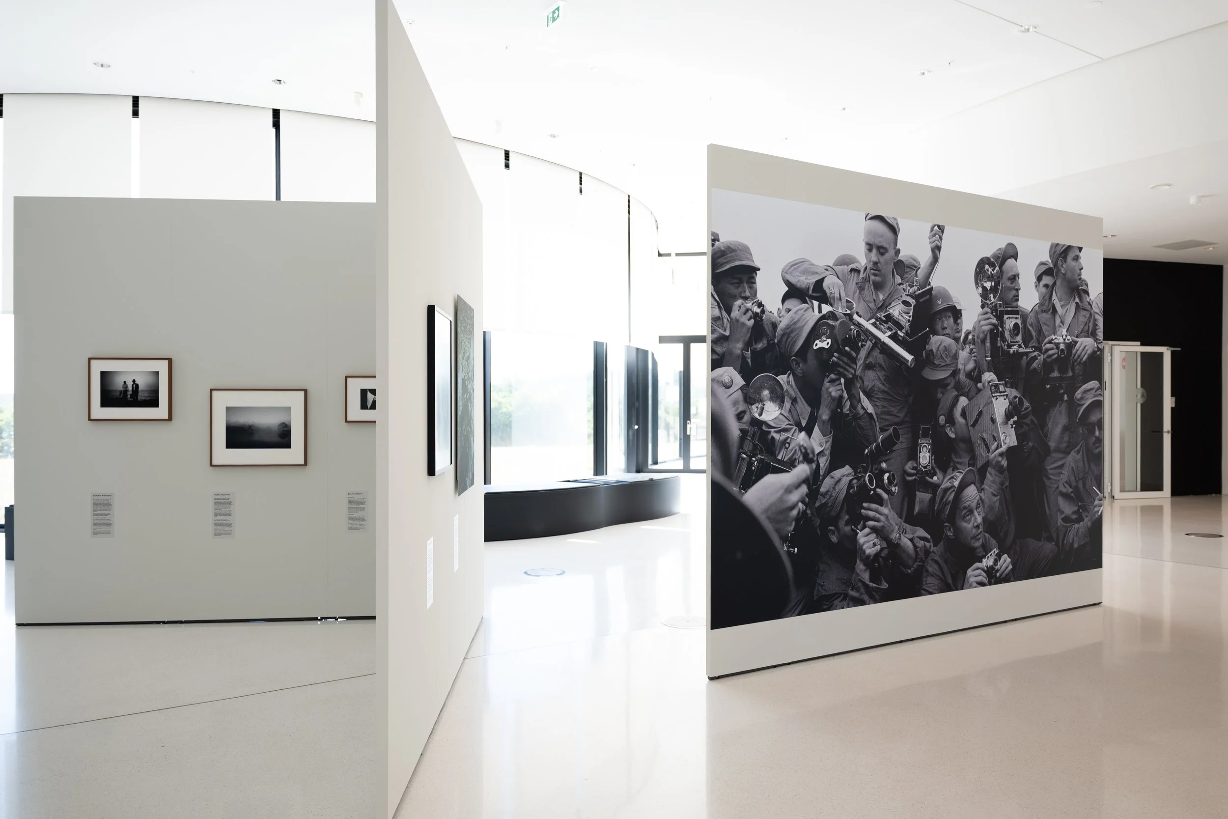 _2026_LEICA_Personal_Perspectives_50JahreGalerien_Dokumentation-14.jpg
