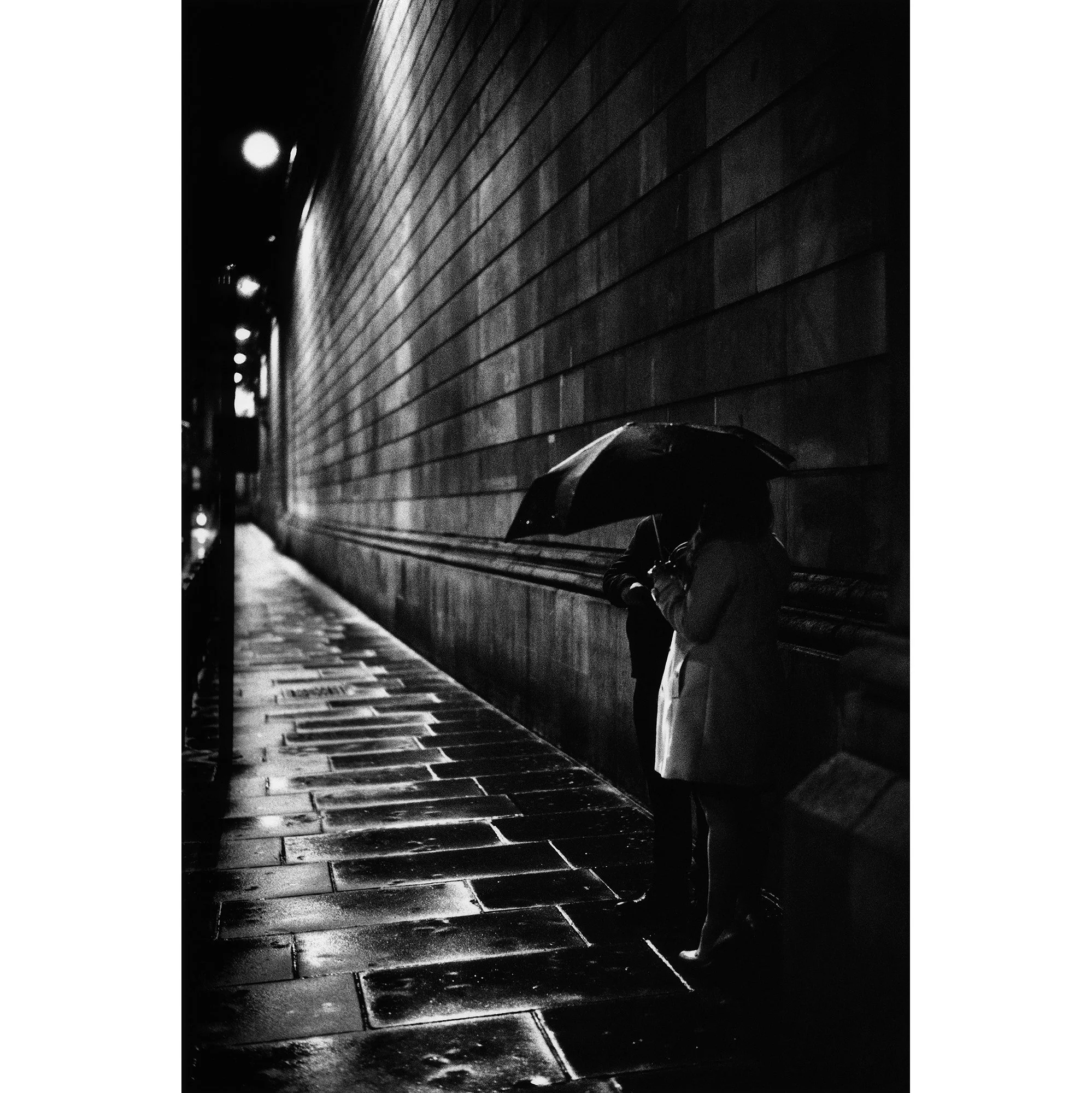 Lovers, City of London, 2014_2014_257_28_sqwh.jpg