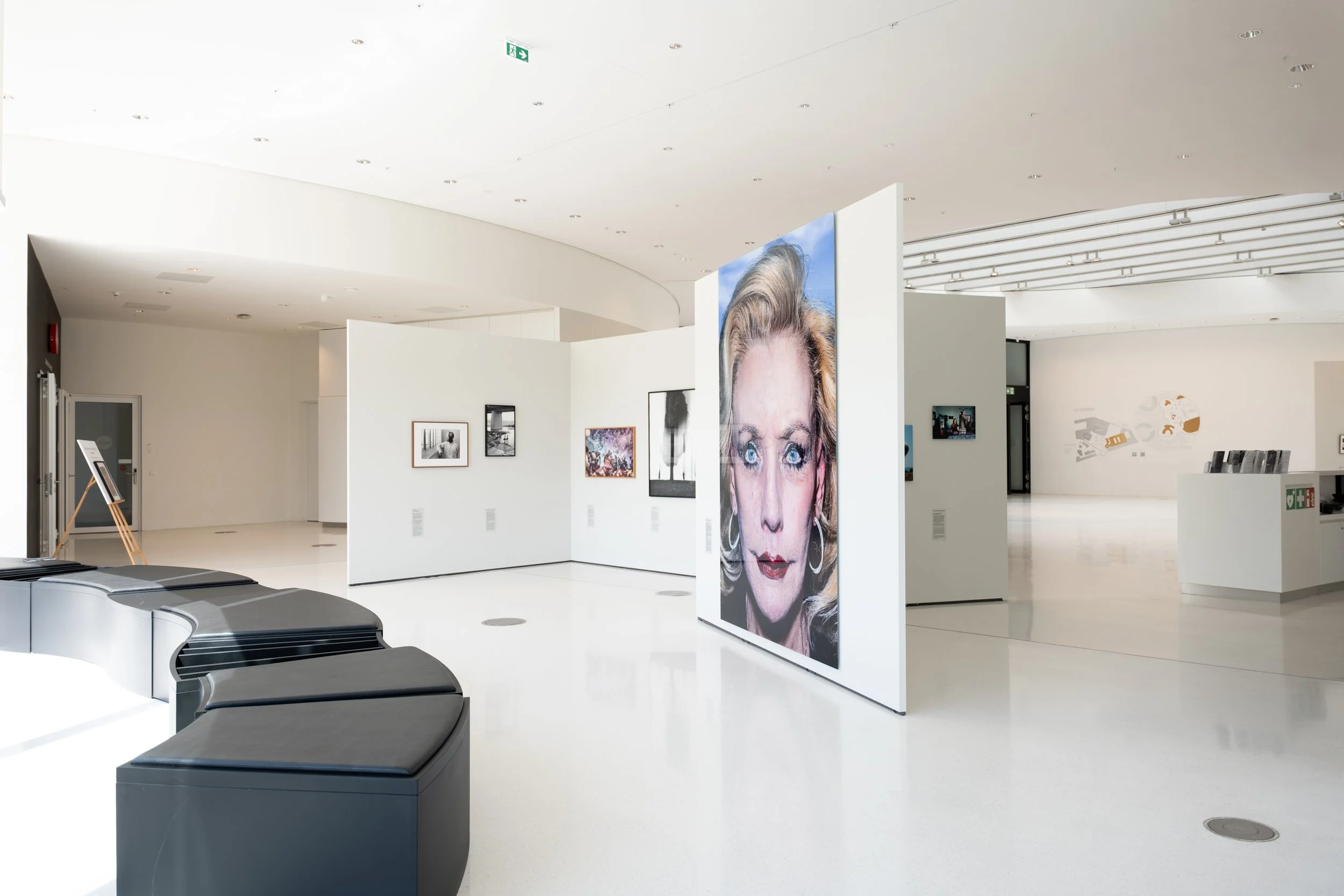 _2026_LEICA_Personal_Perspectives_50JahreGalerien_Dokumentation-18.jpg