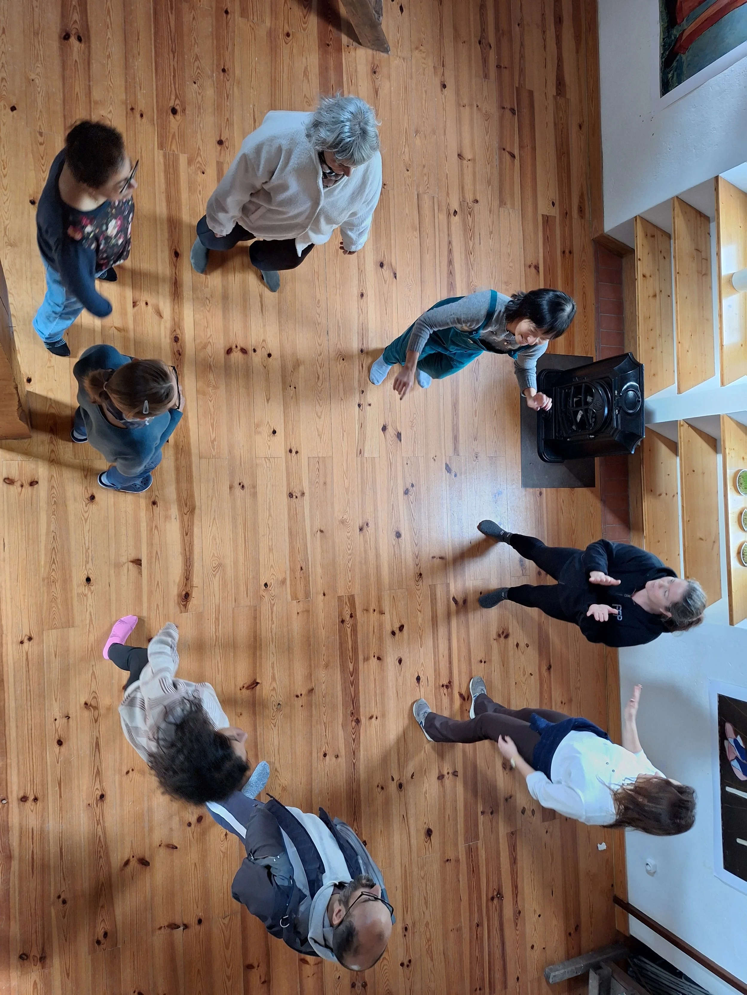 The Singing Tribe - Música do círculo experimental -MENSALIDADE