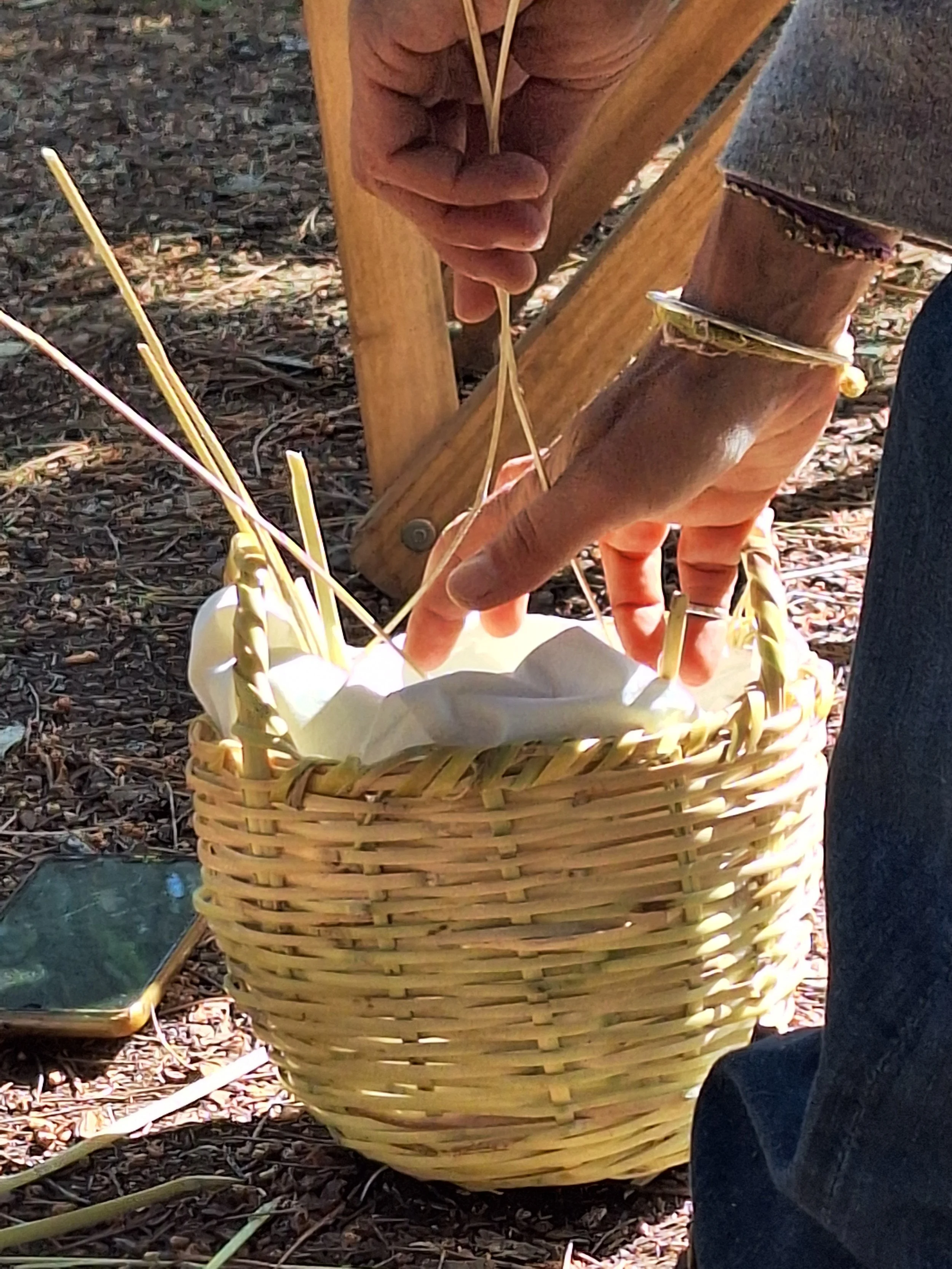 Oficina de Técnicas Tradicionais de Cestaria, com Domingos Vaz 