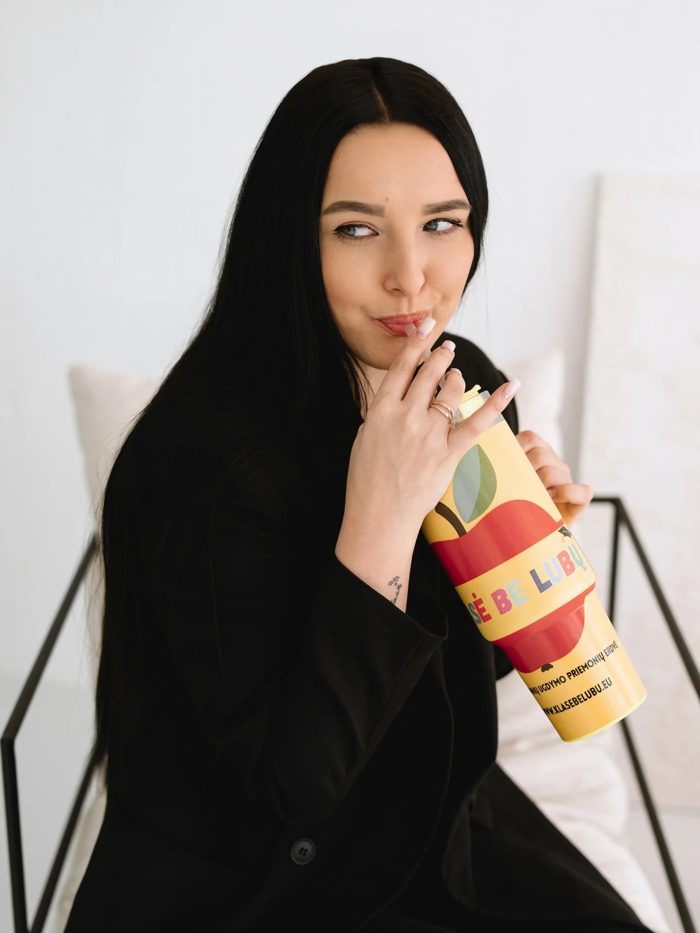 Viena mokytoja man kartą para&scaron;ė: &ldquo;verslininkai - ne kolegos&rdquo;. Ir tokią žinutę gavau dėl to, kad i&scaron;mokau įvertinti savo darbą ir už priemones pas mane yra mokestis. Tiesa pasakius, a&scaron; pati tai labai tuom džiaugiuosi, n