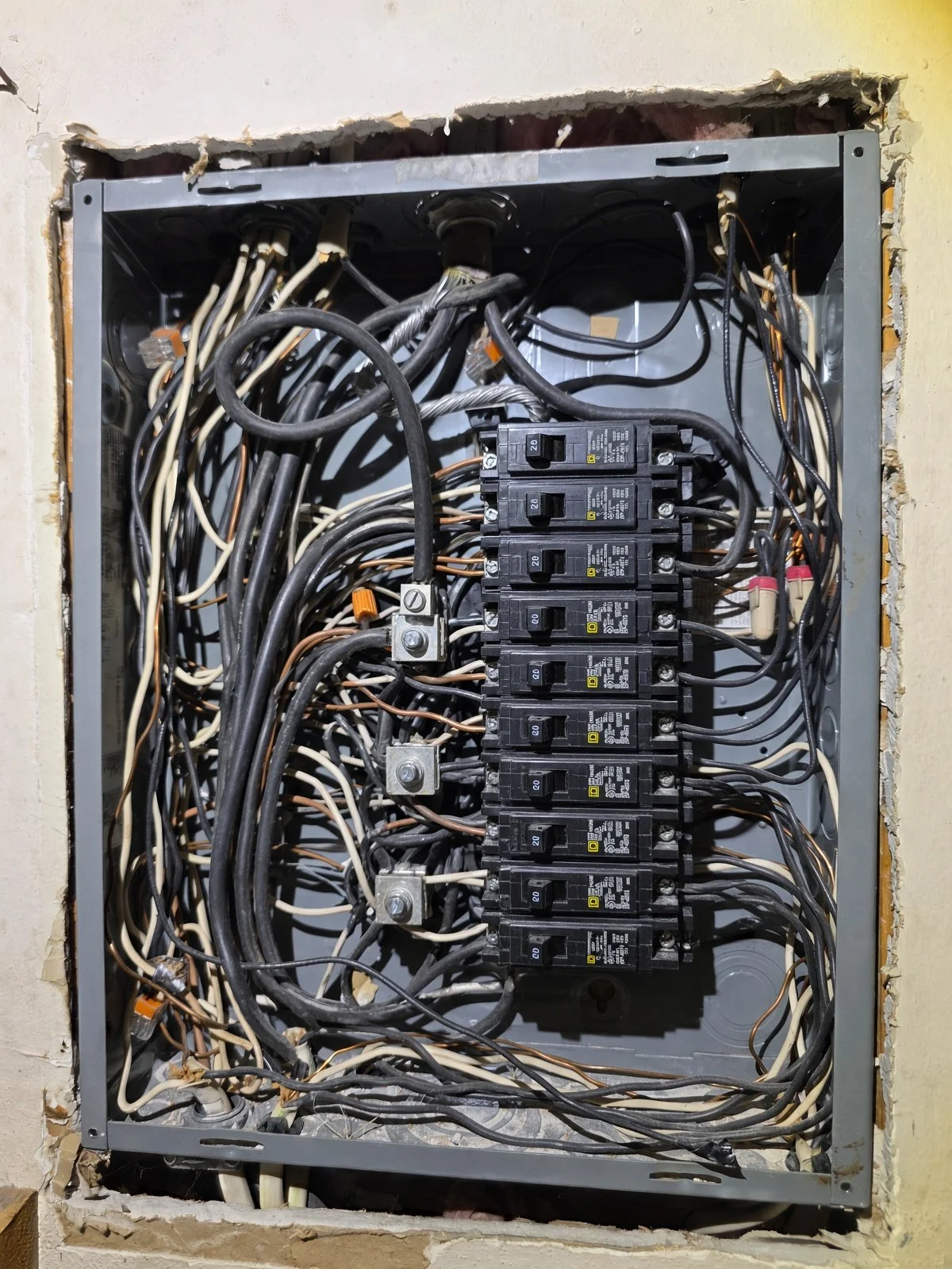 Electrical system evaluation during a home inspection in Navarre, FL