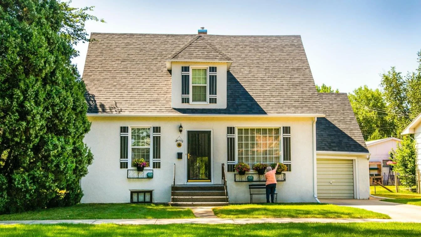 Spring Home Maintenance Checklist: Keeping Your Home in Tip-Top Shape