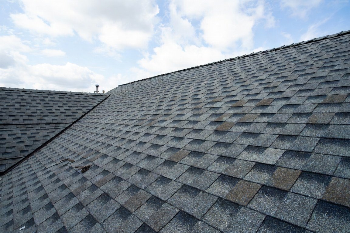 The Life Expectancy of Asphalt Shingle Roofs in Different Regions of the U.S.