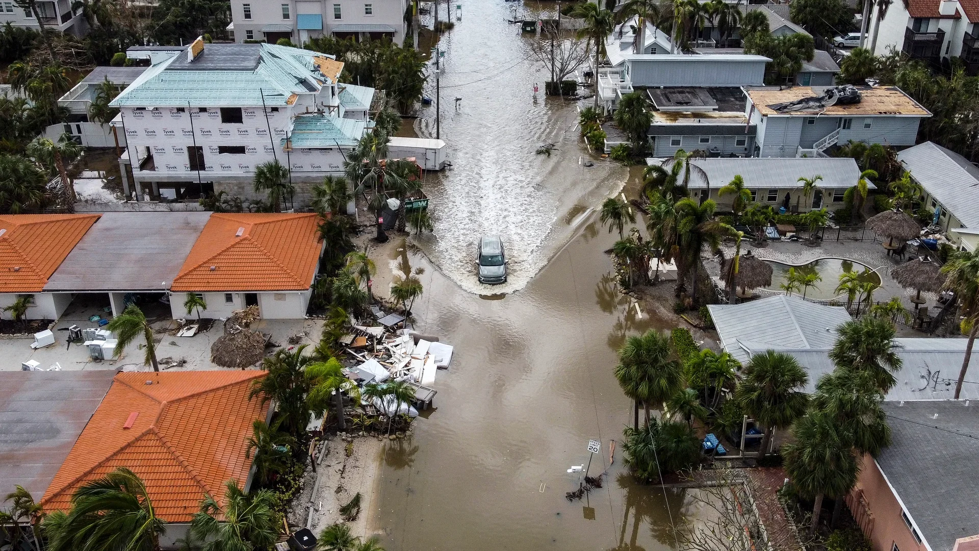 Home inspections after hurricane near Pensacola, FL