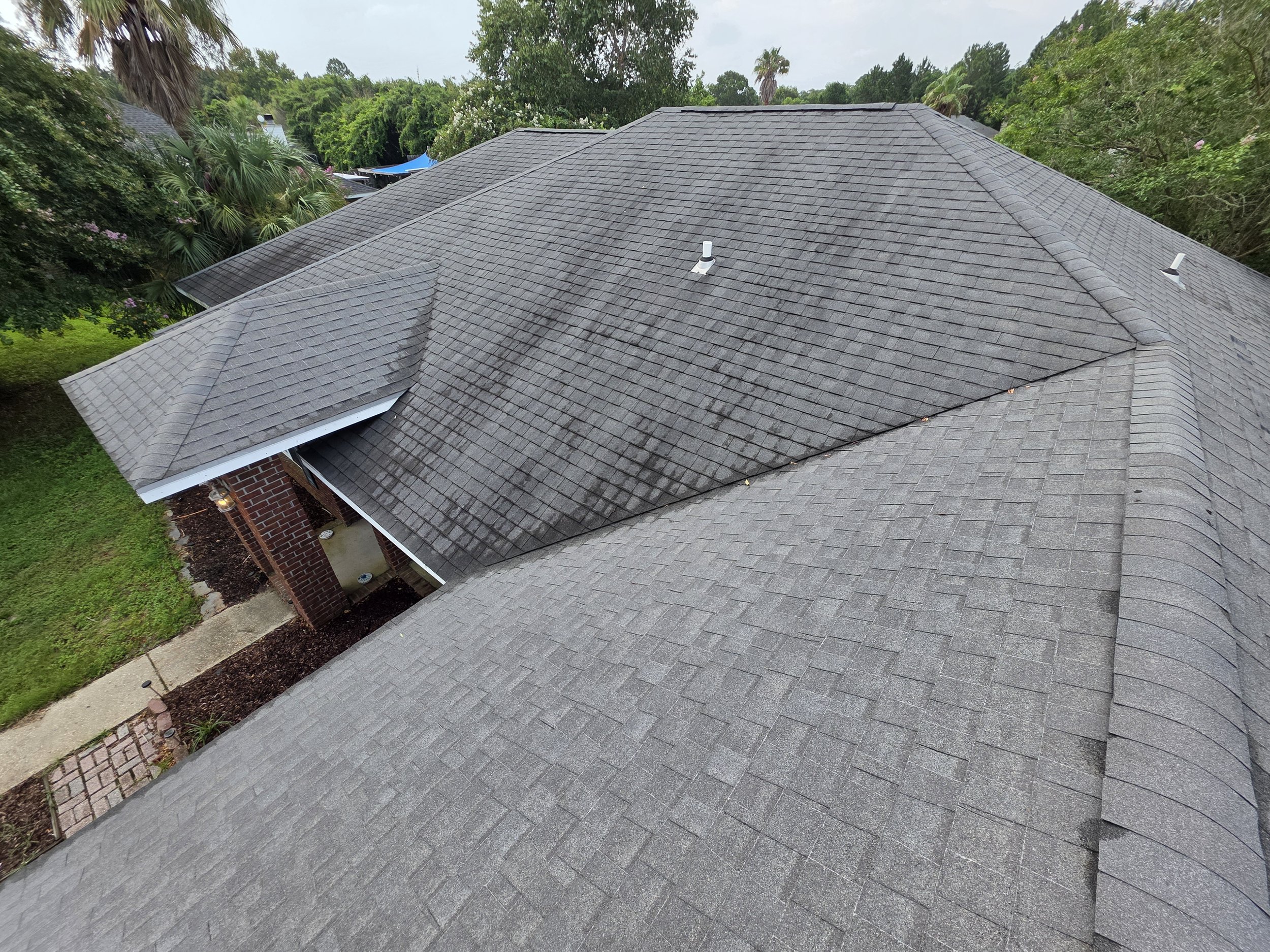 Architectural Shingle roof inspection in Pensacola Florida by J. Gregory Home Inspections